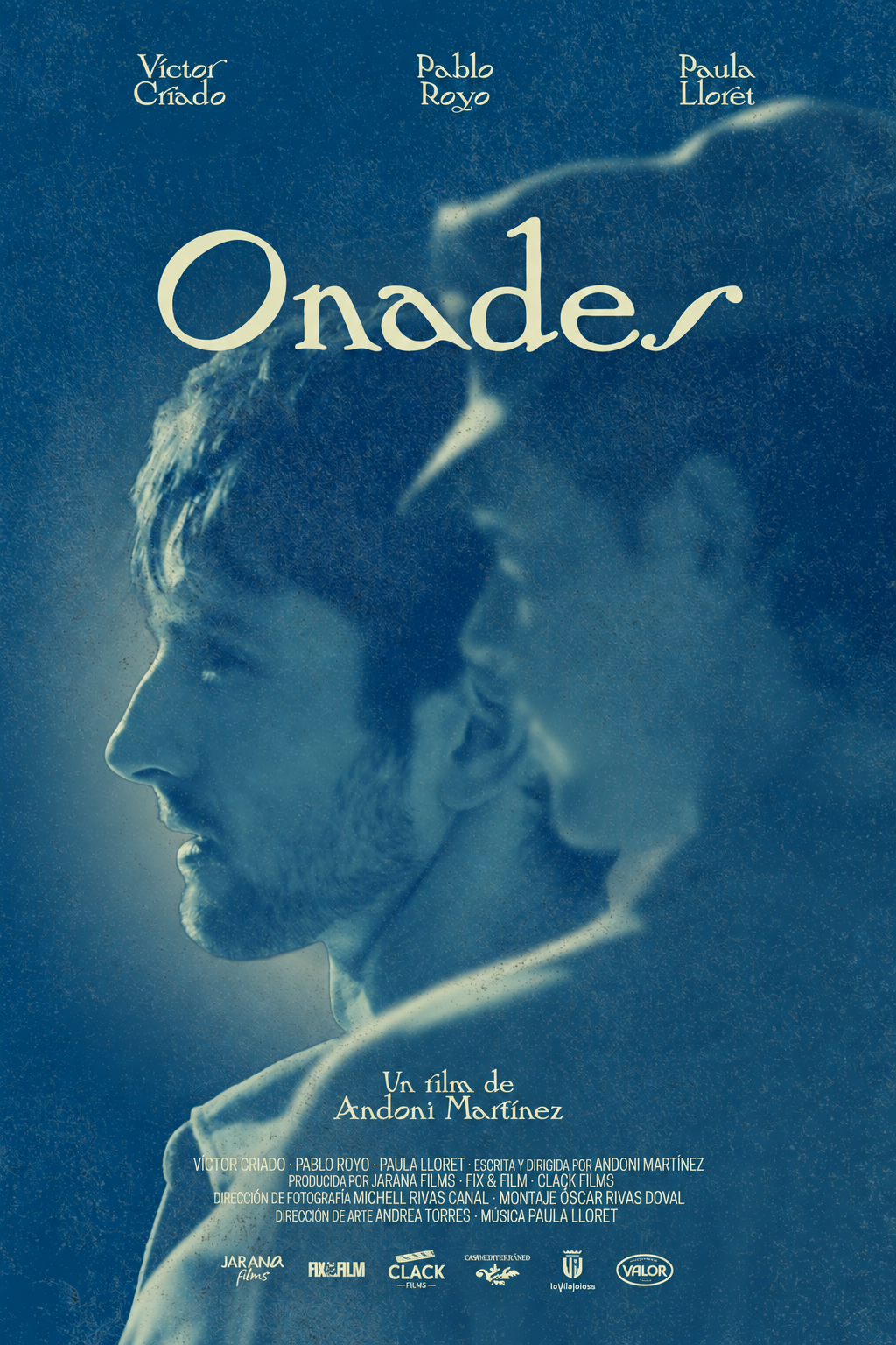 Cartel oficial de Onades con reparto y créditos de Jarana Films, Fix & Film y Clack Films.