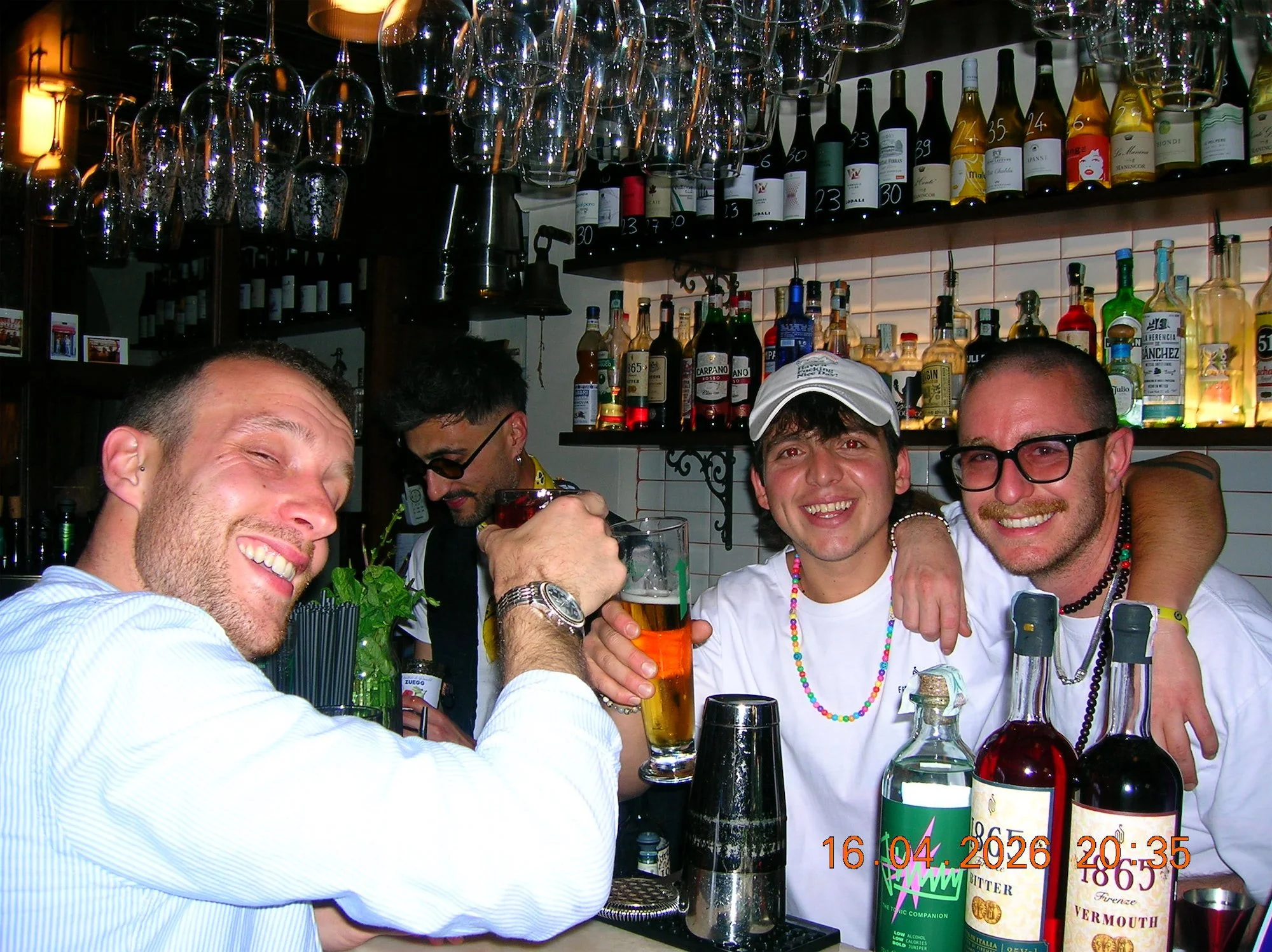 Snapshot di gruppo dello staff di StraFichi