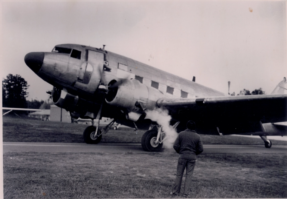 Dynamic Aviation history photo, 1963: First DC-3