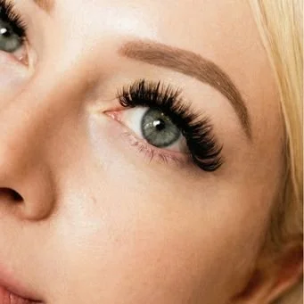 Volume lash extensions, hand made fans for maximum fullness