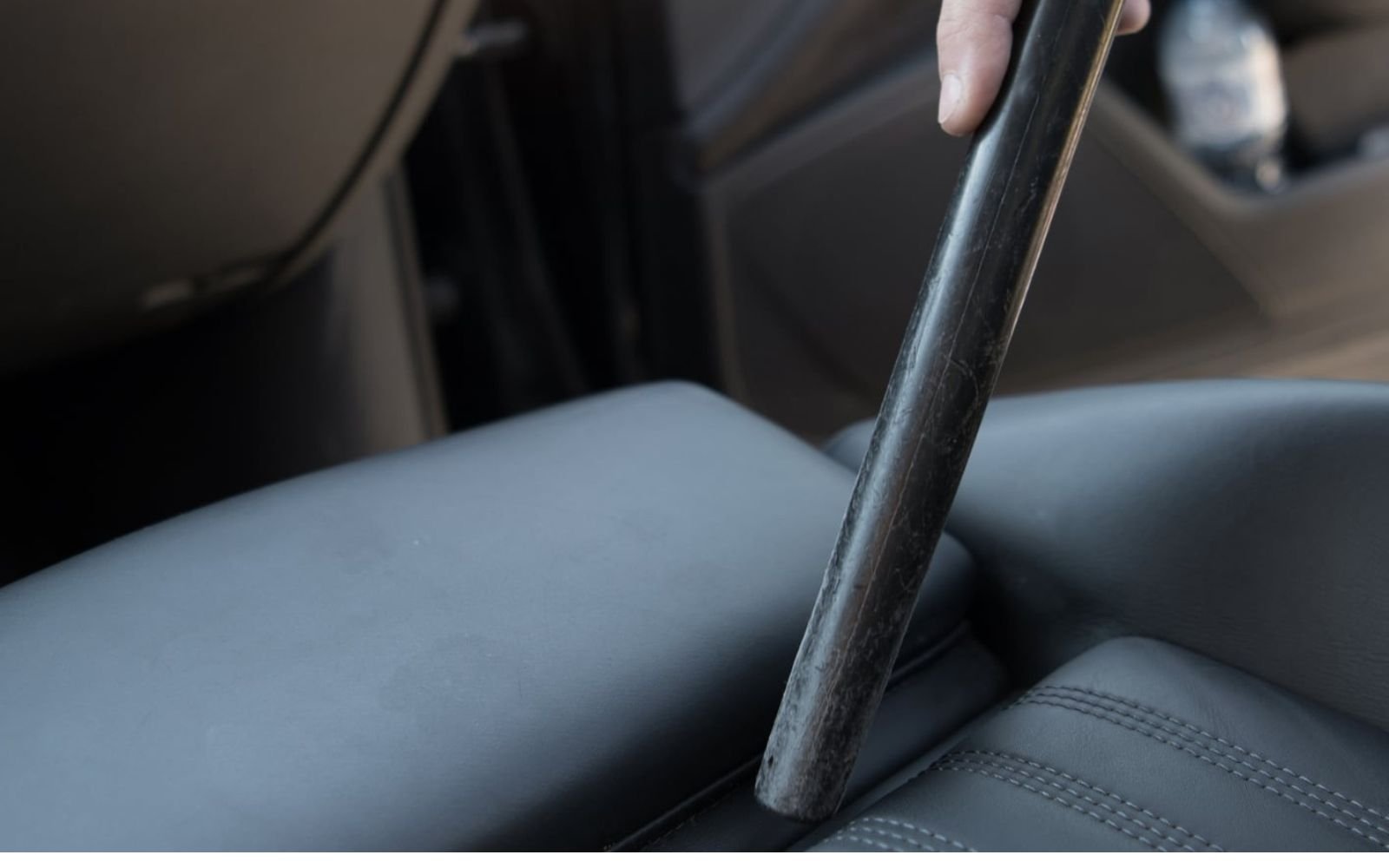 Interior vacuum and tidy