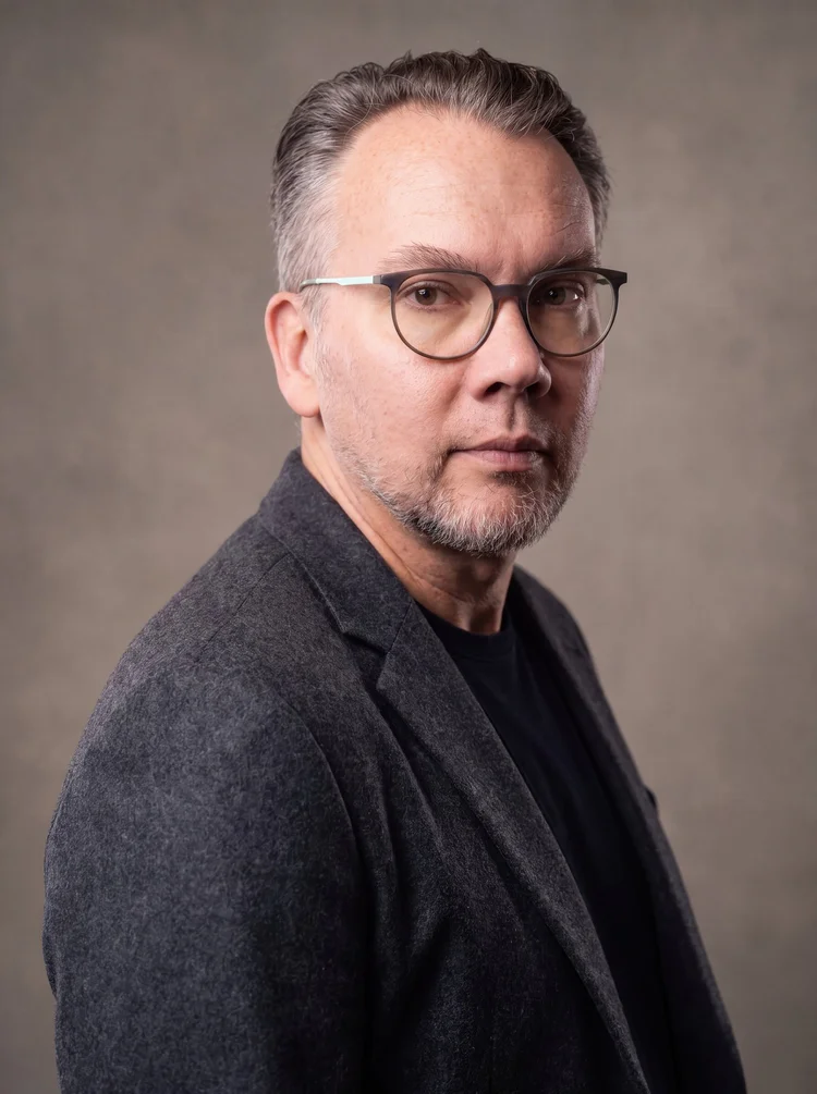 Mike Bell, signature studio portrait