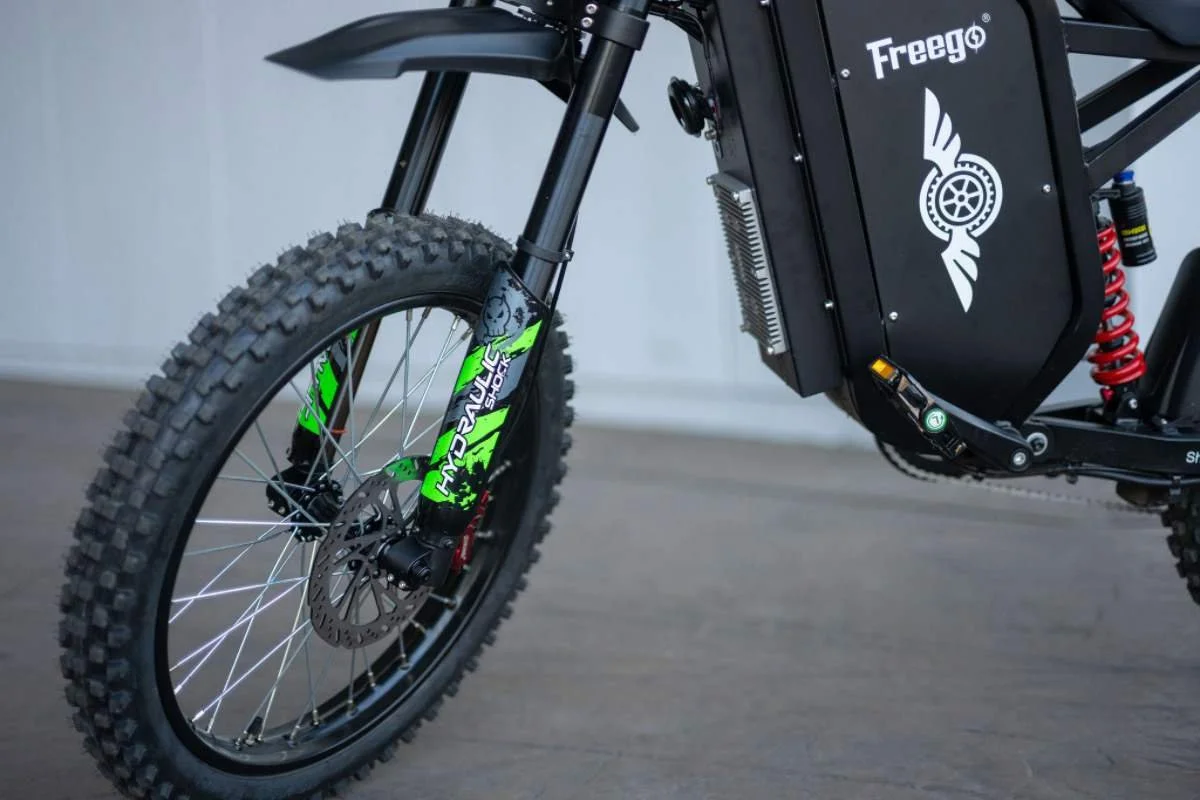 Inverted front fork, KKE rear shock