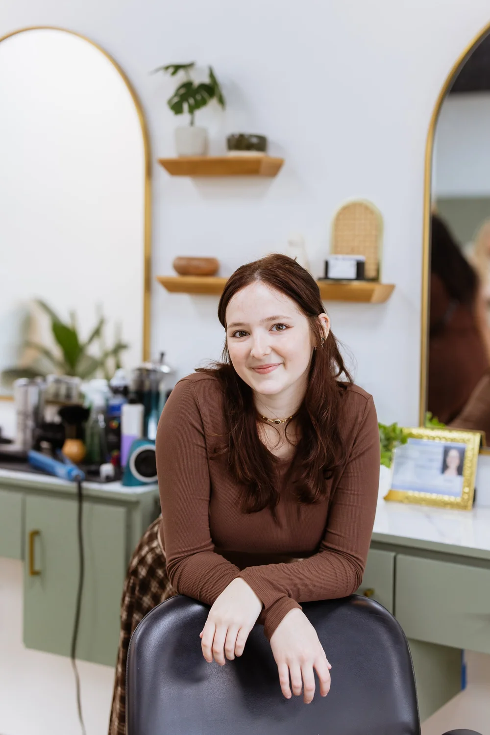 Devany, salon assistant