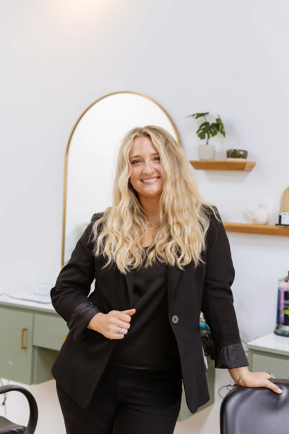 Stephanie, booth renter stylist at Heads You Win Salon