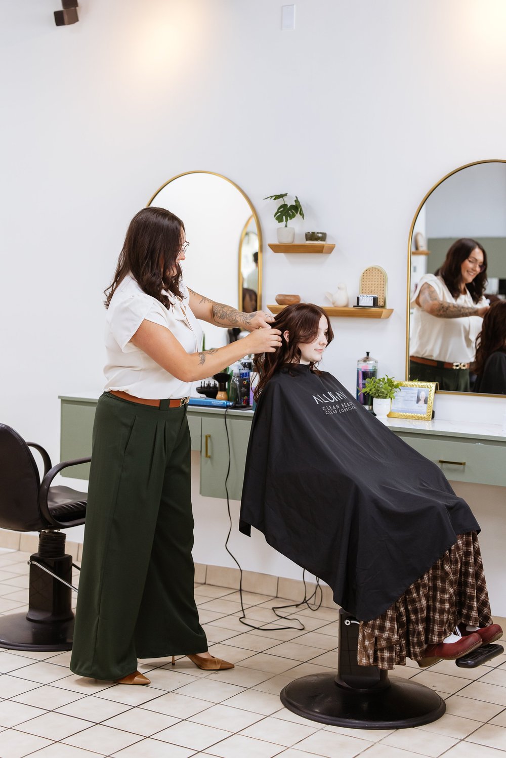 Precision haircut in progress