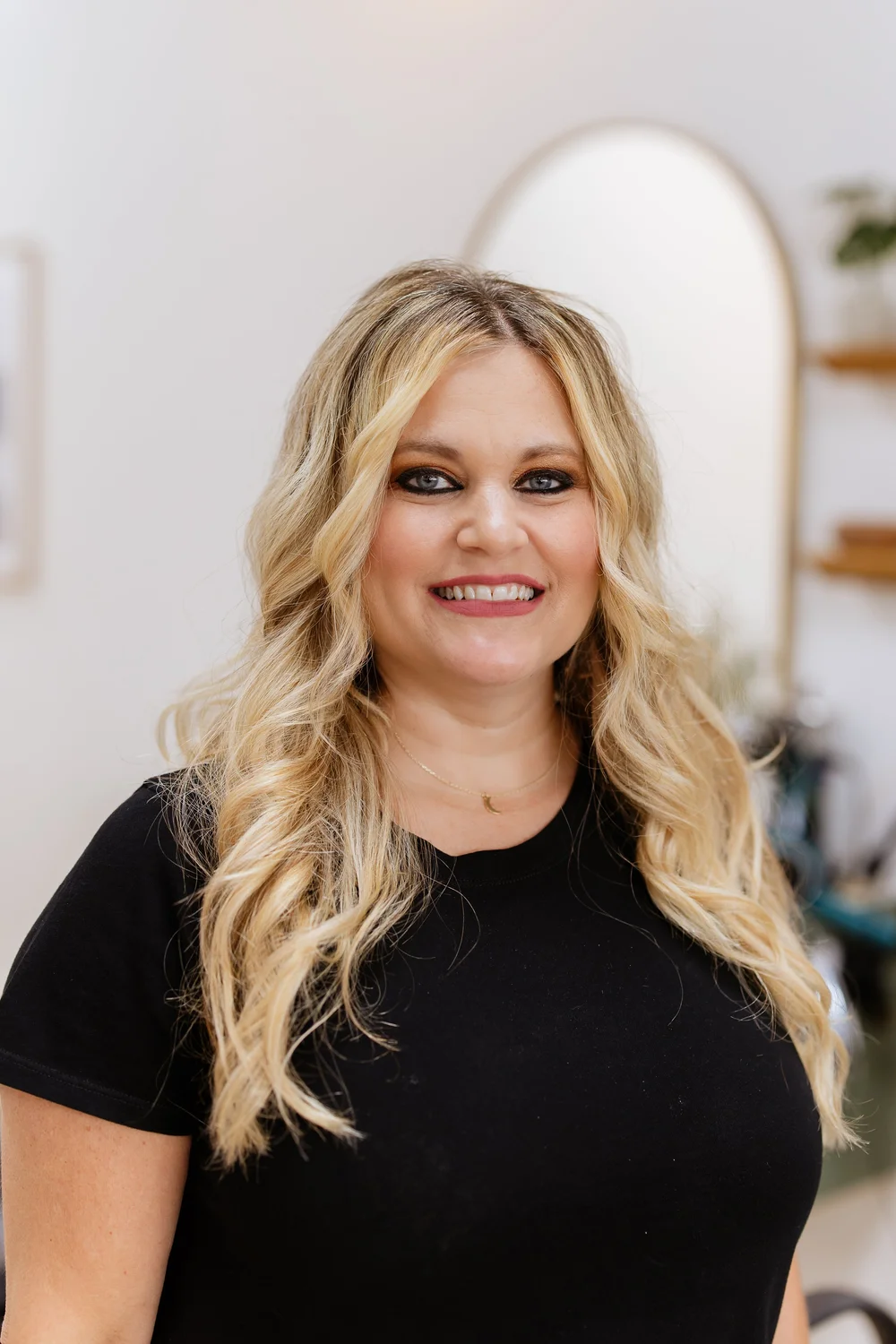 Soft, voluminous blonde waves