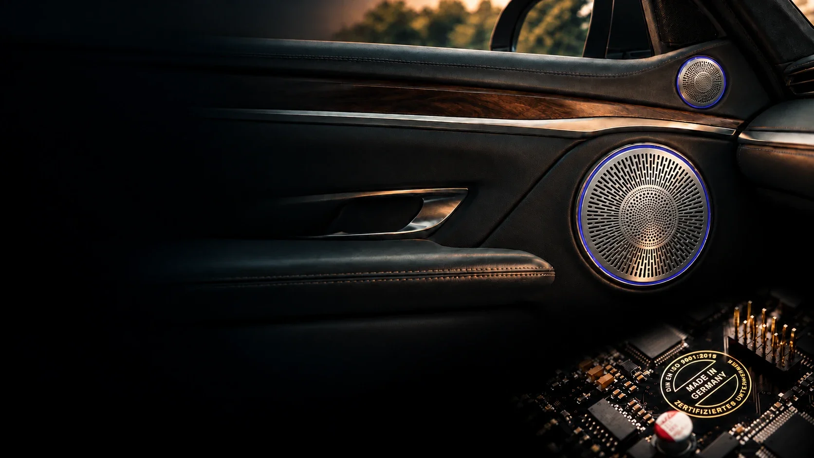 Imagen conceptual de audio Hi-Fi integrado en un vehículo y electrónica con sello Made in Germany