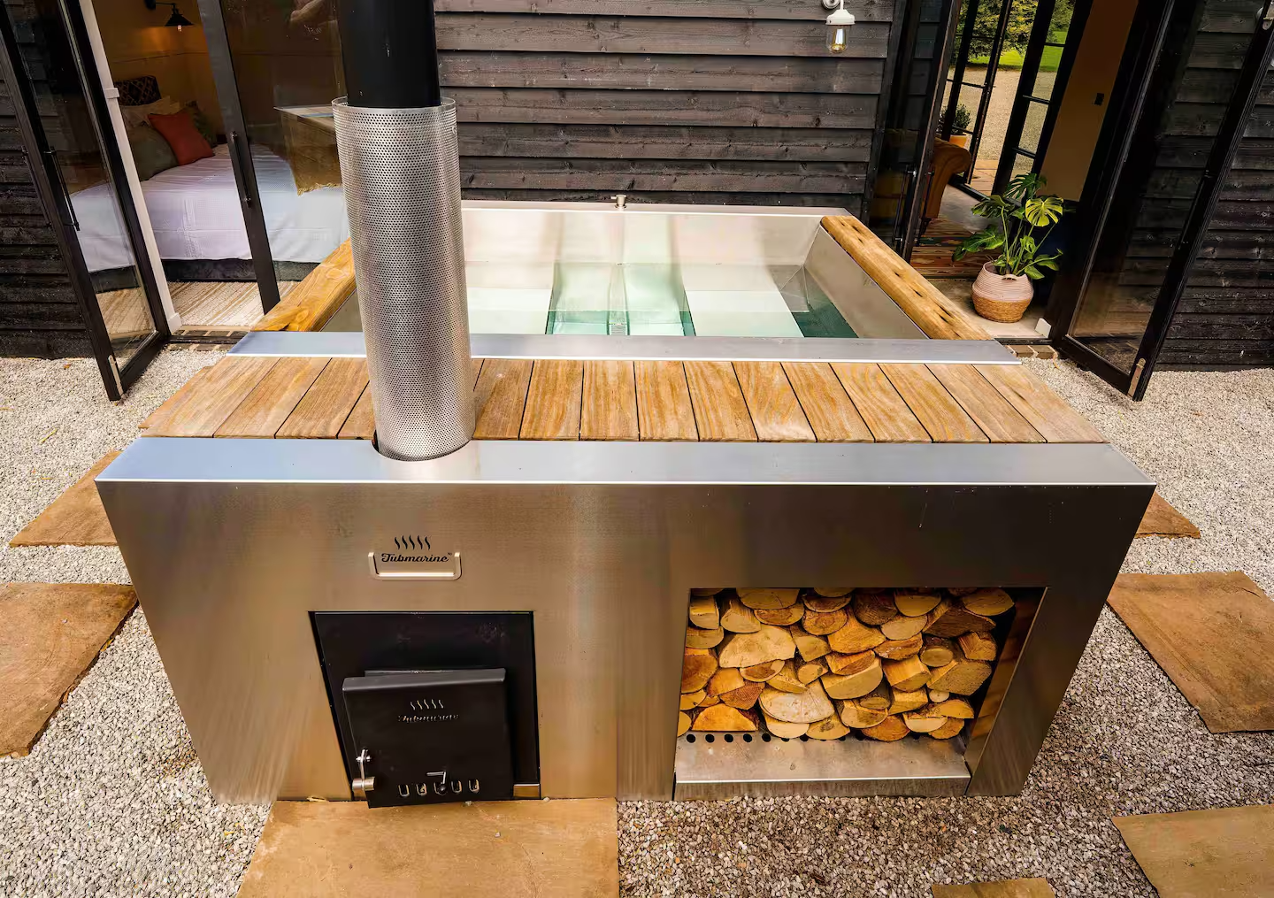 Ben and Louise's Tubmarine hot tub, UK