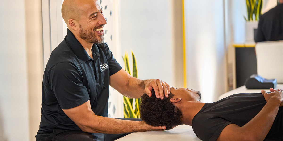 An assisted stretch session at iFlex