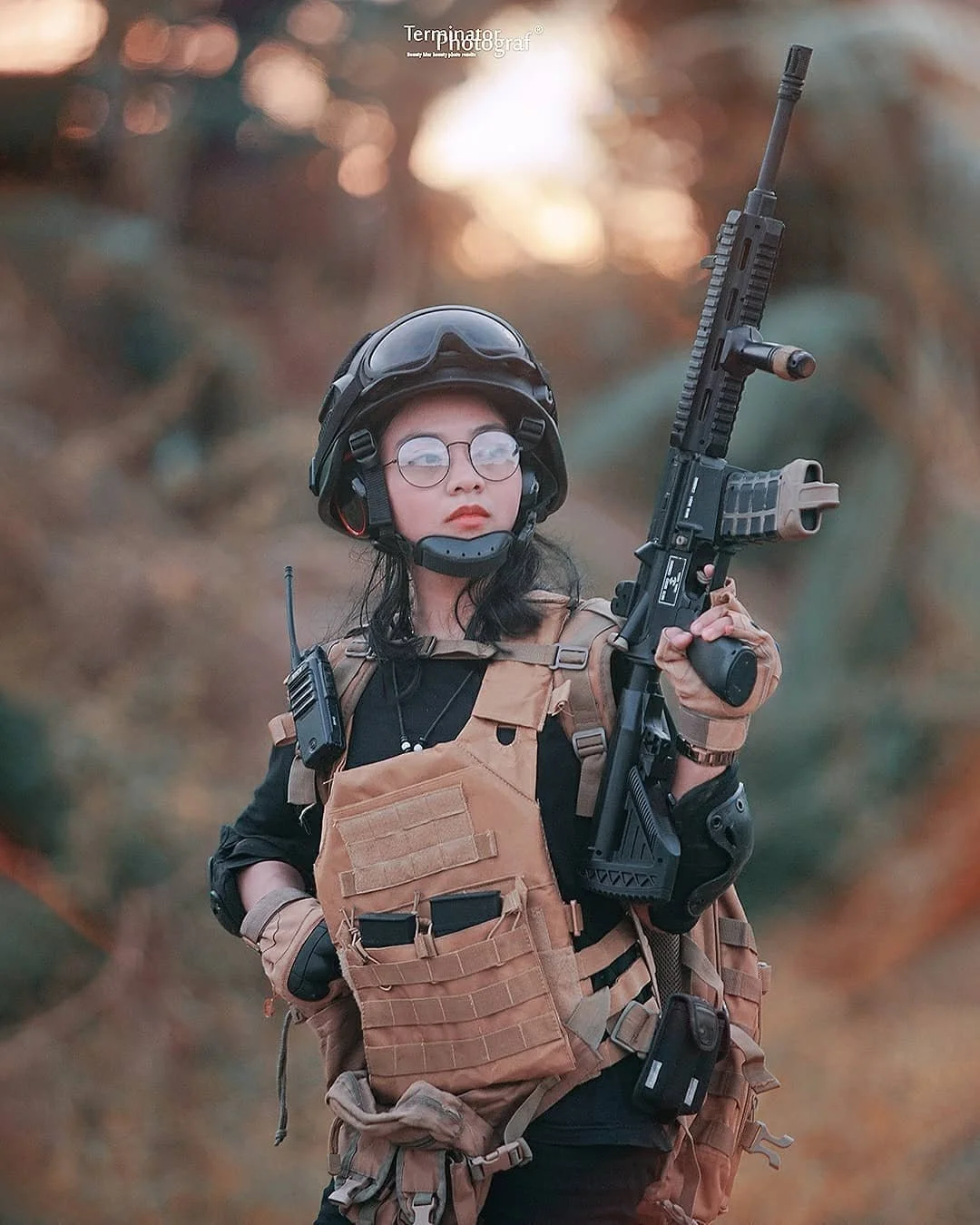HELO77