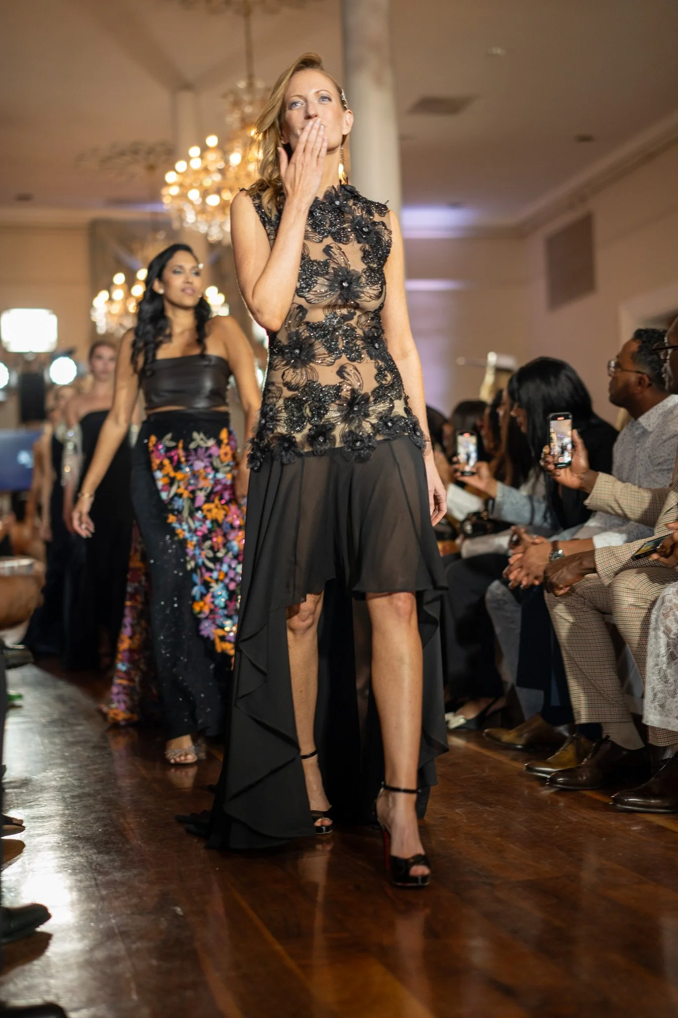 Look 13