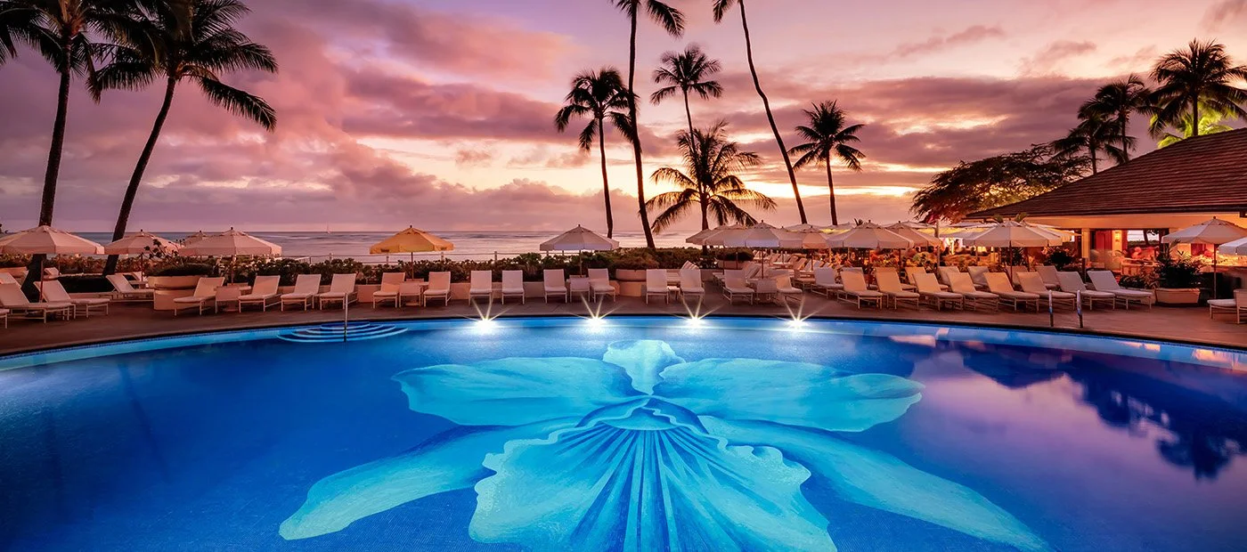 Halekulani Hotel pool and beachfront setting in Waikiki, Honolulu
