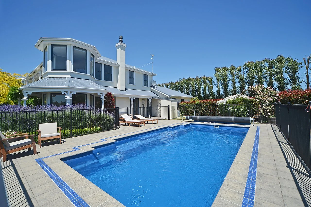 House Slide 1