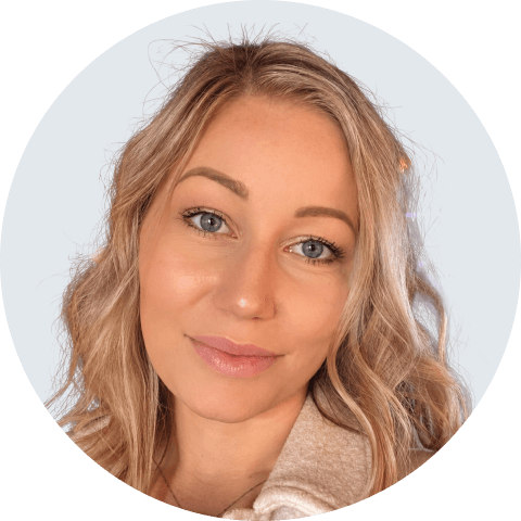 Olena — Sales Manager