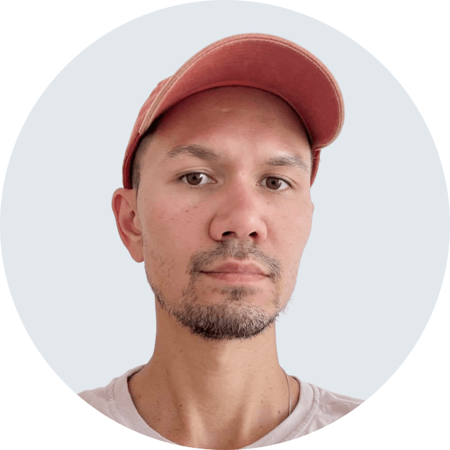 Tomas — Product and Web Designer