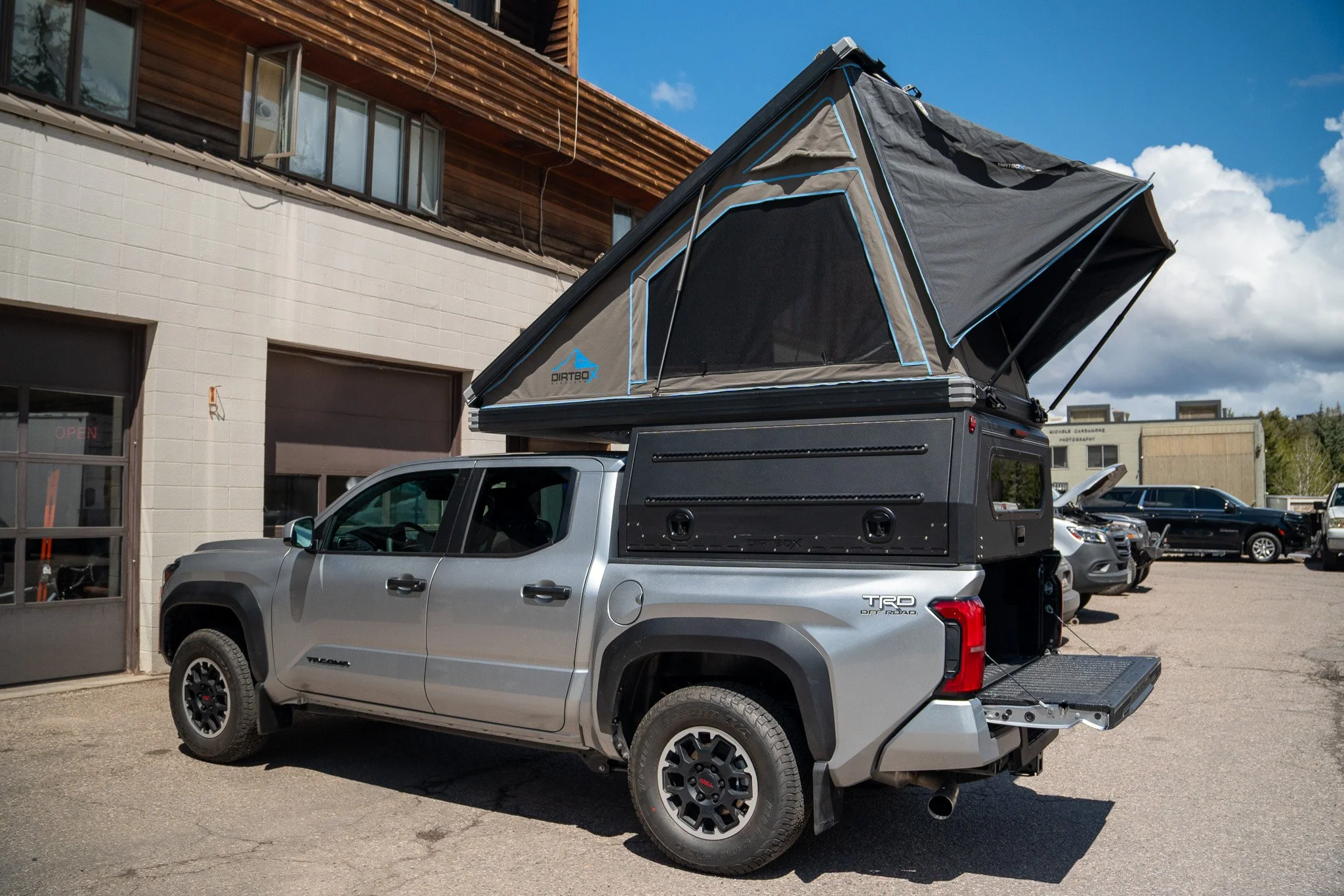 Truck Campers and Truck Toppers