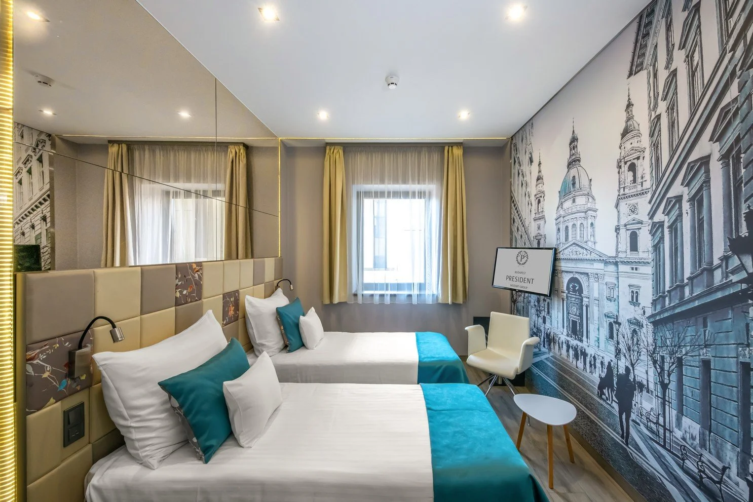 Deluxe Twin Room