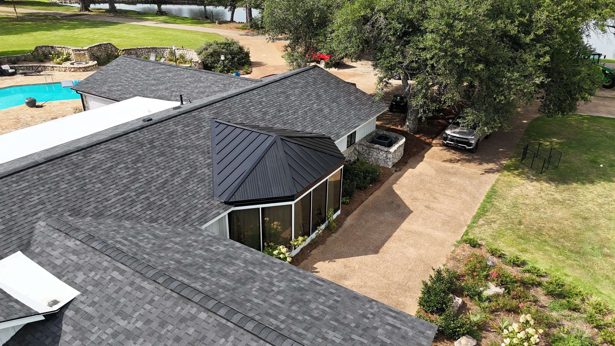 Storm damage roof repair Mississippi by Resto Construction