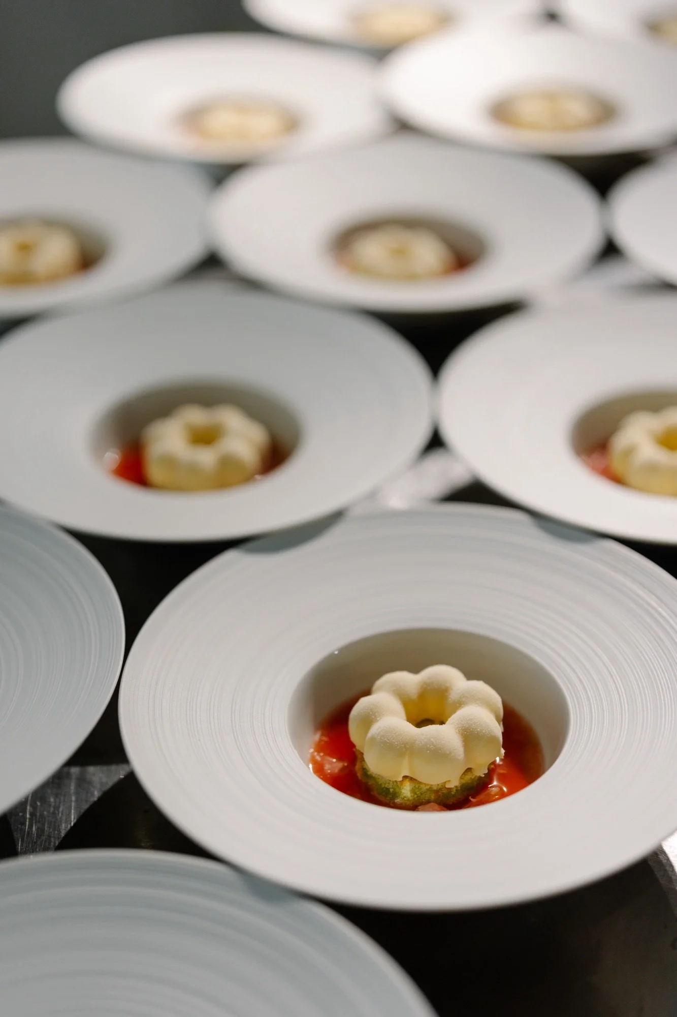 La Caisse d'Epargne evening detail