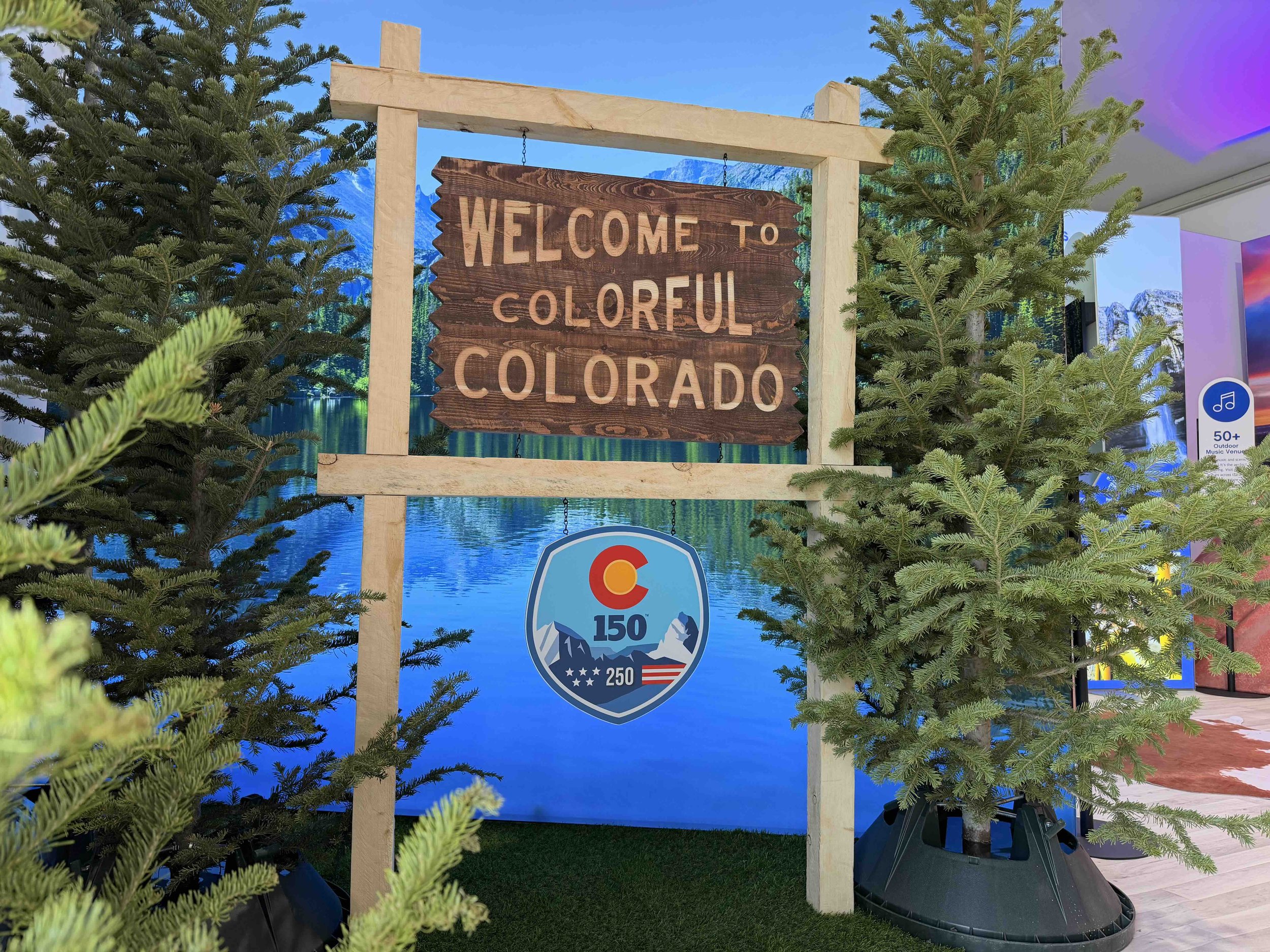 Welcome to Colorful Colorado sign