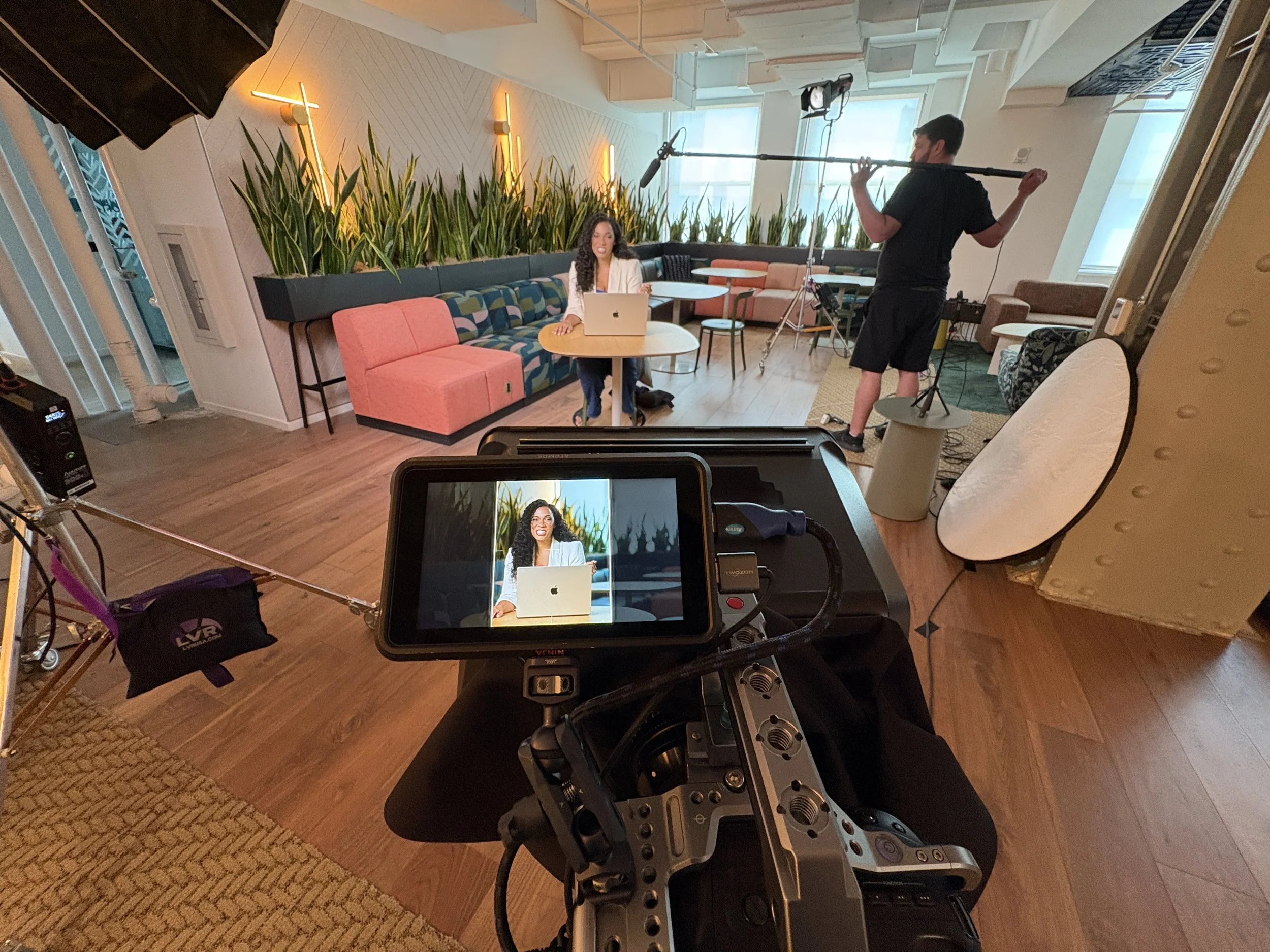 Studio lounge shoot for LinkedIn-Accenture