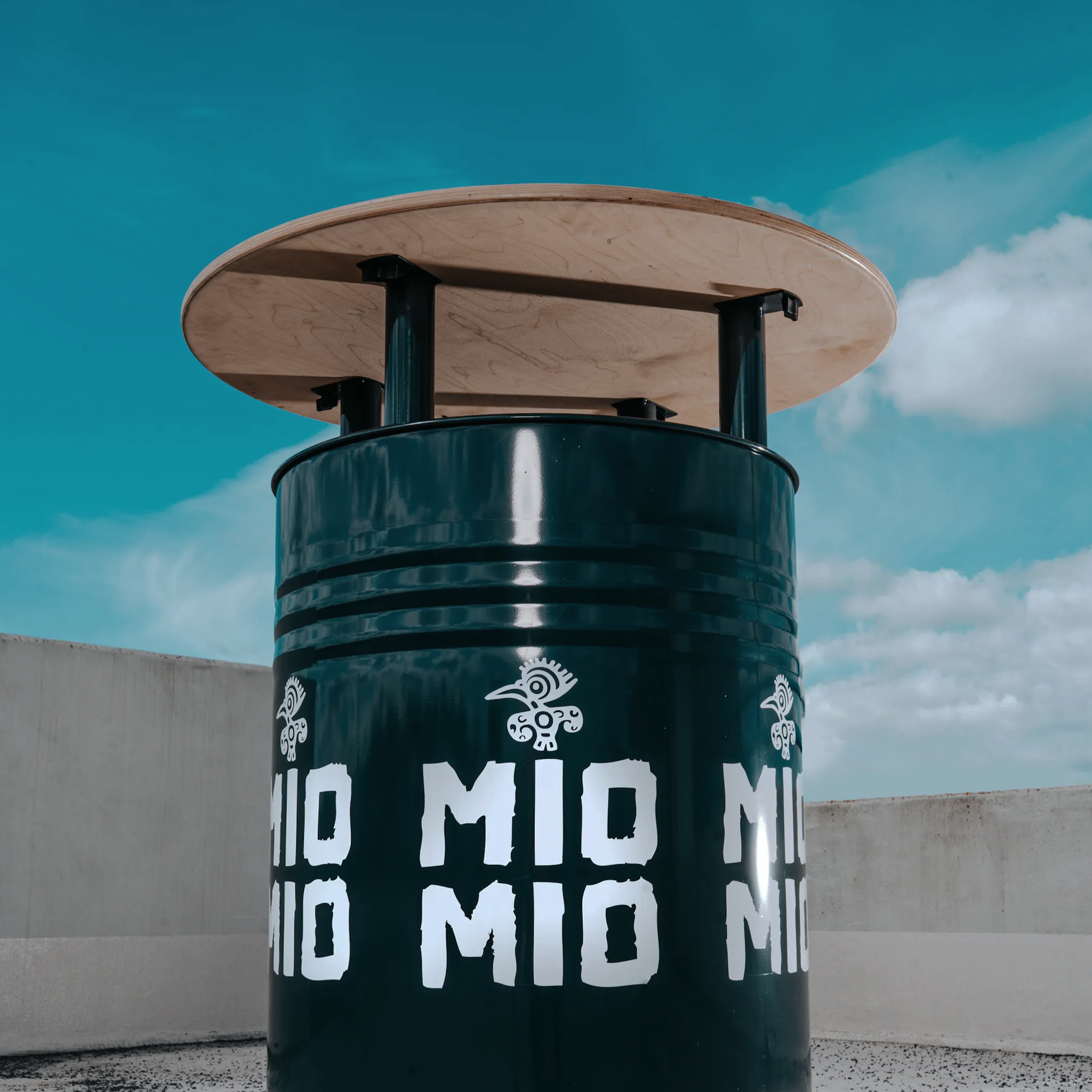 Mio Mio merch detail 2