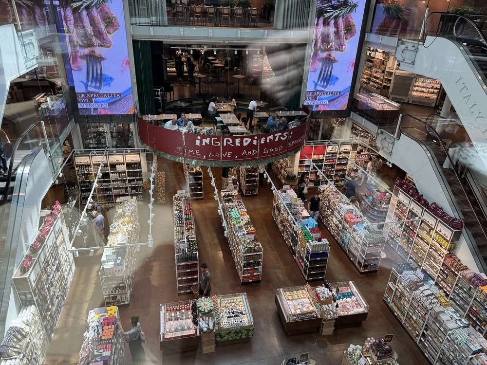 Overhead view of the multi-level Eataly Milano Smeraldo market and restaurant