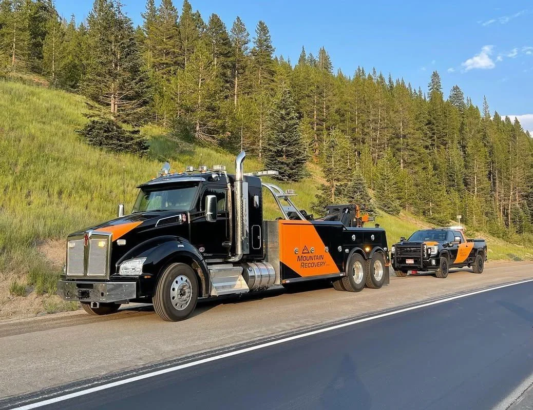 Mountain Recovery tow truck providing vehicle towing in Colorado