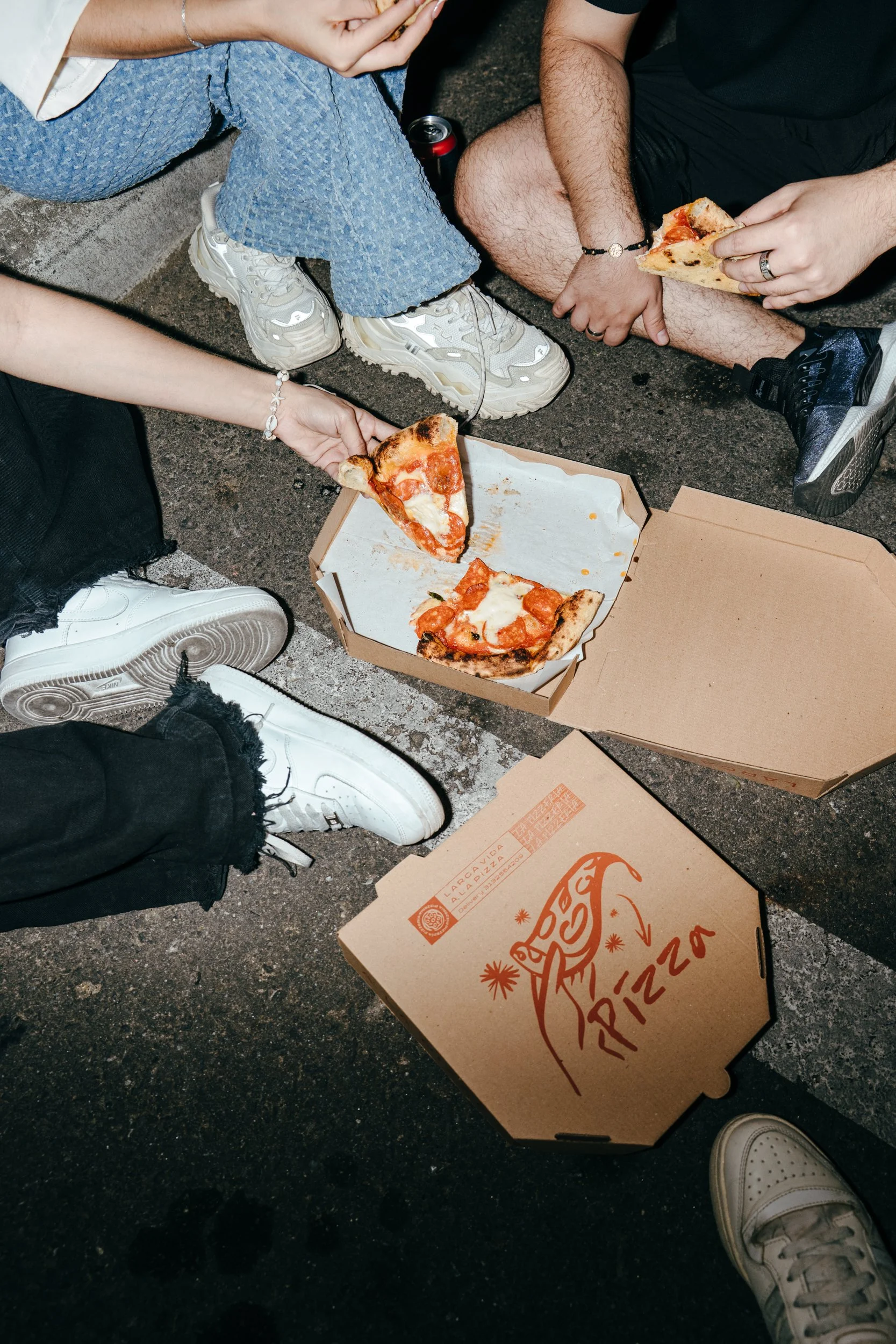 Equipo de L'ermit Pizzería, fotografía comercial