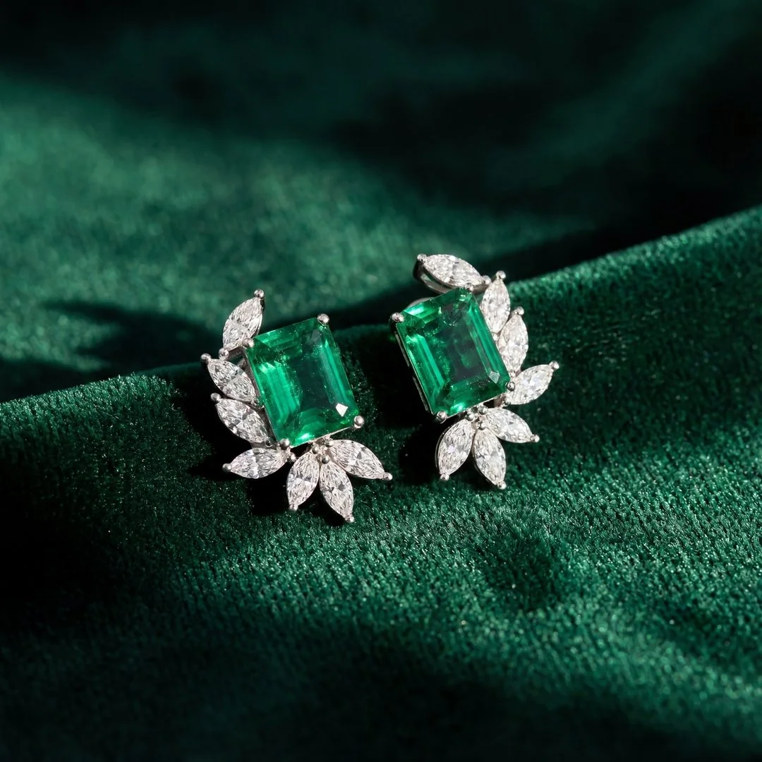 Emerald selected for bespoke high jewellery design