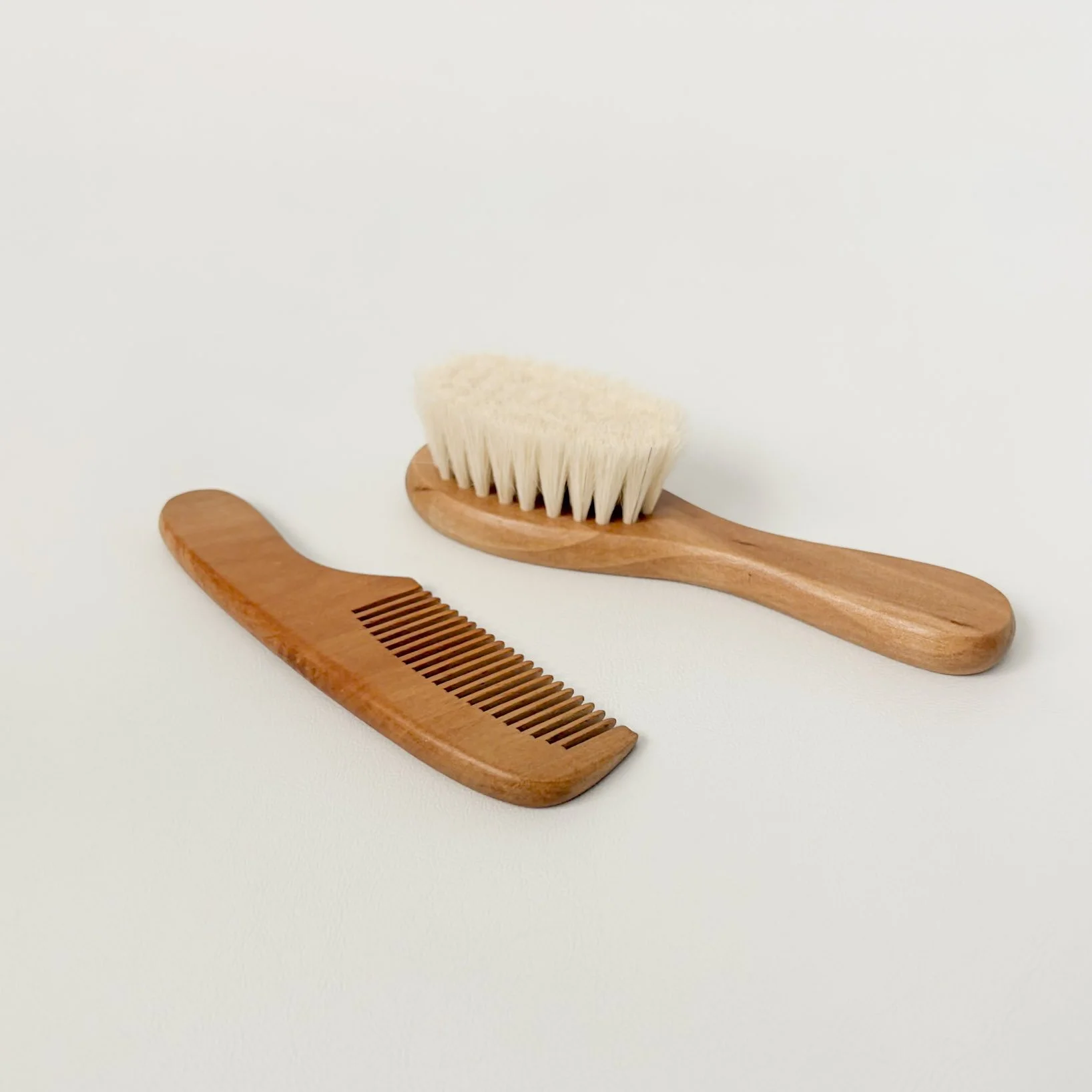 Hairbrush & Comb