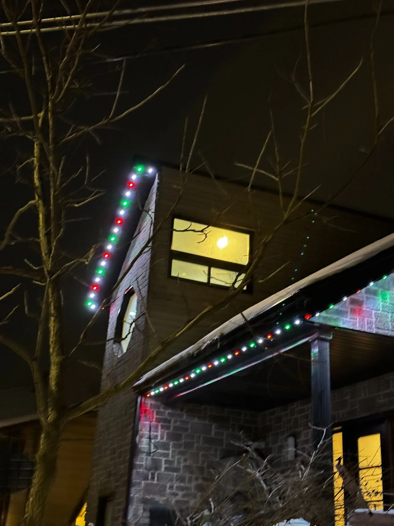 Magog — installation de lumières