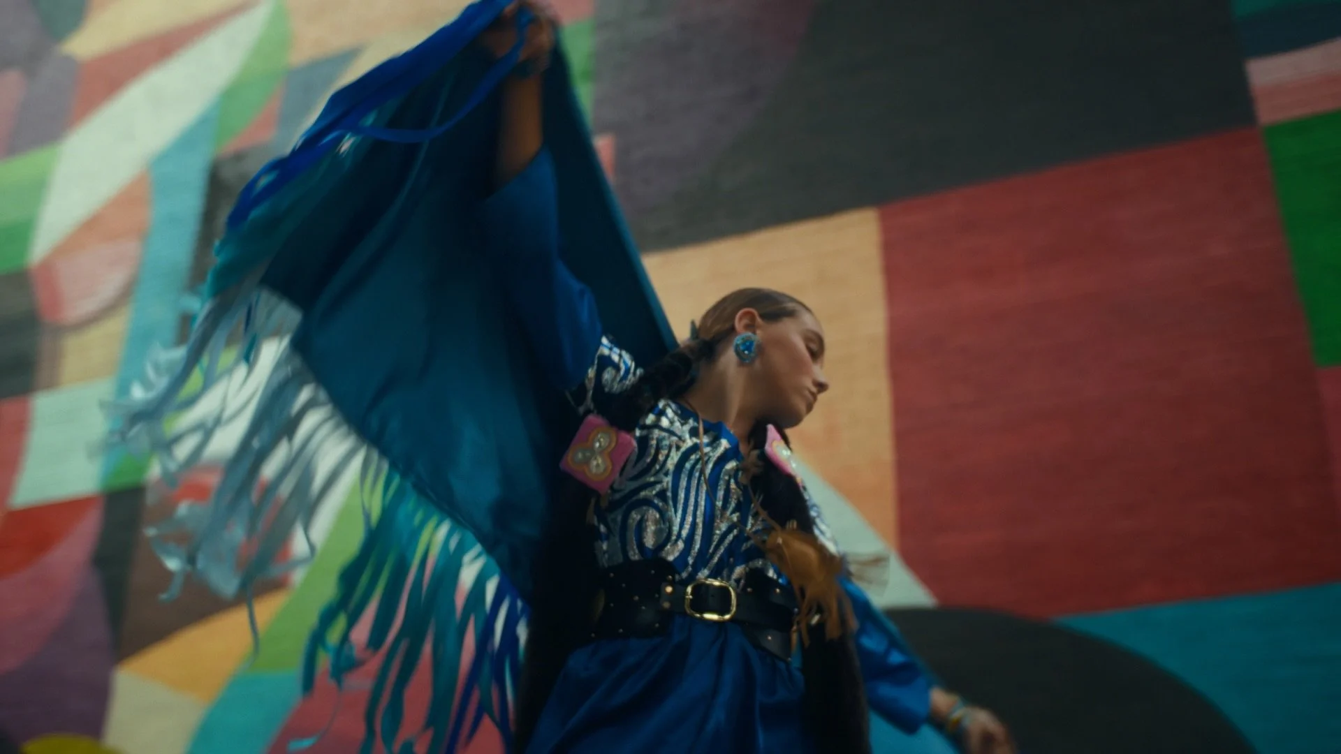 Man lines up tee at Crow Bush golf course on Prince Edward Island from tourism commercial