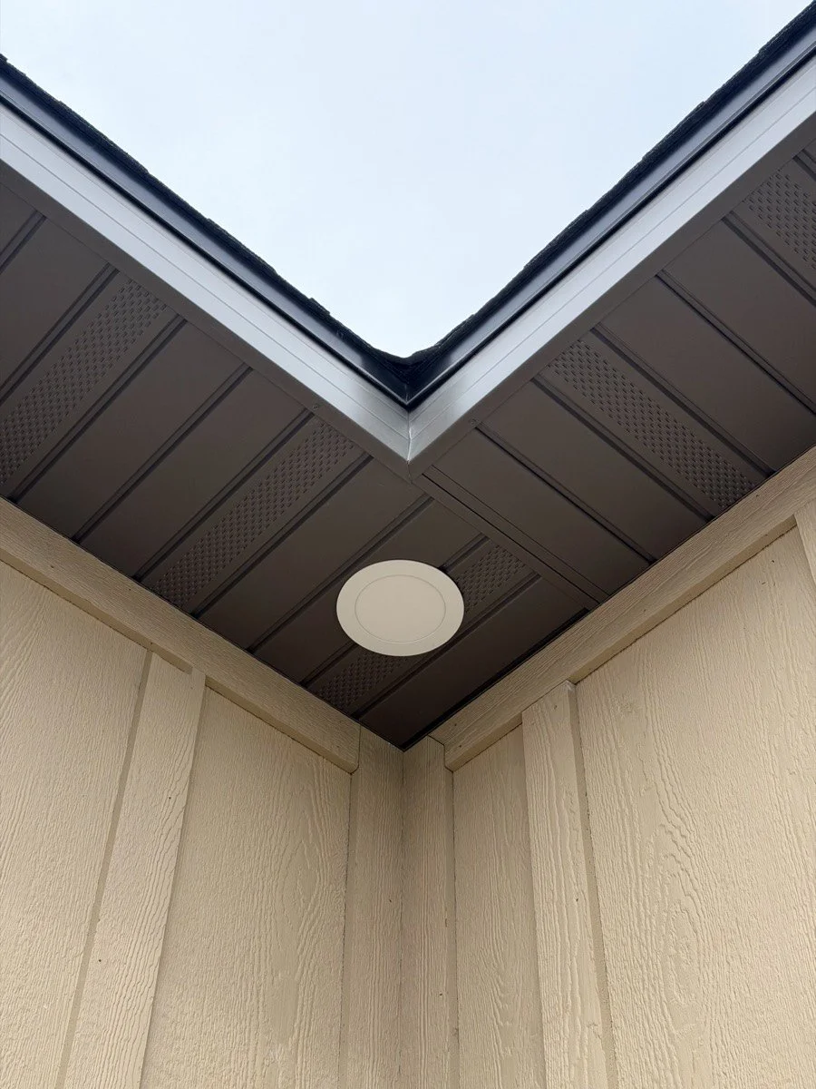Finished soffit, fascia and siding corner on a home in Cache Valley, Utah