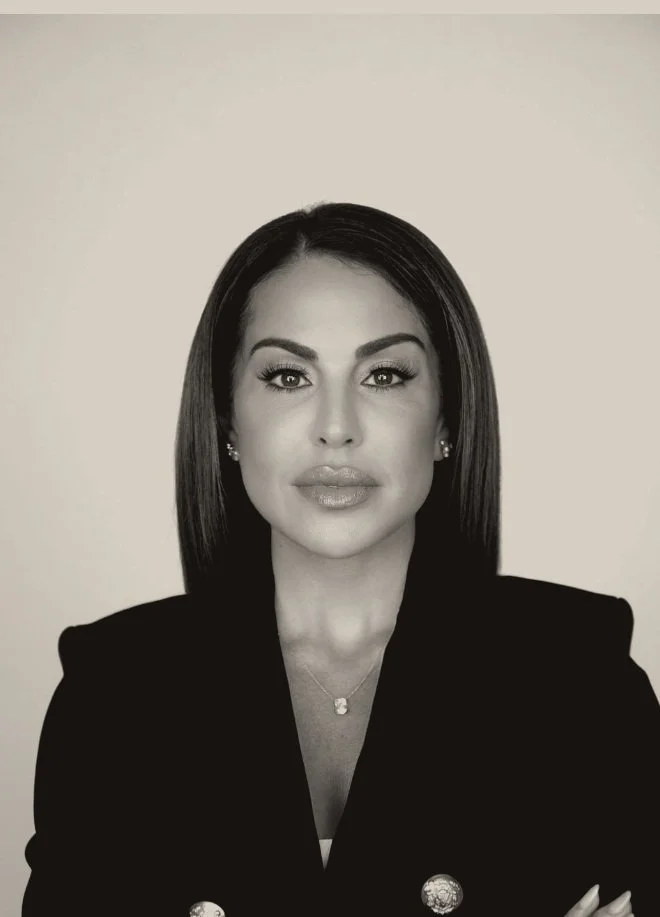 Dr. Ann Monis