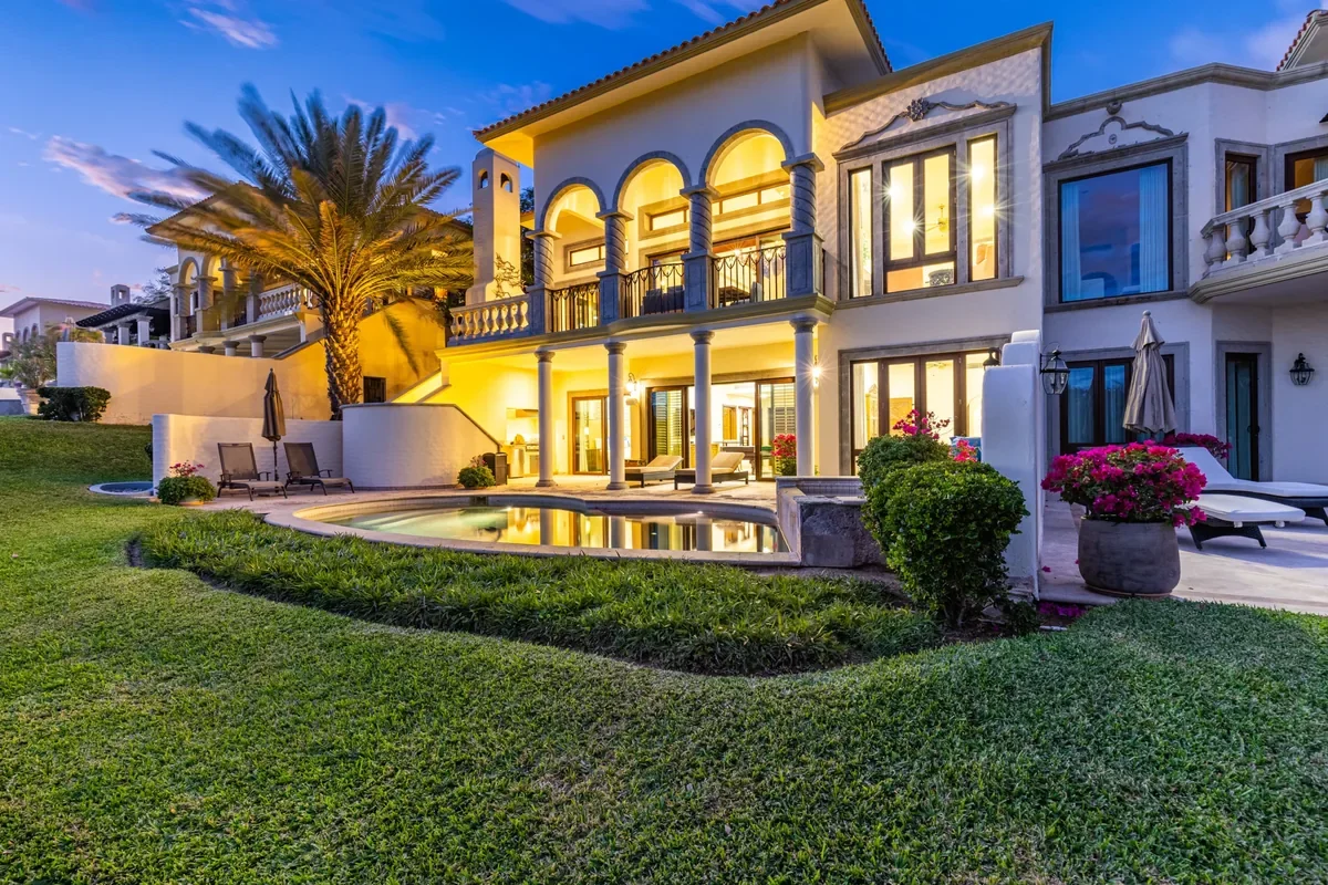 Villa Cisne Hero Image