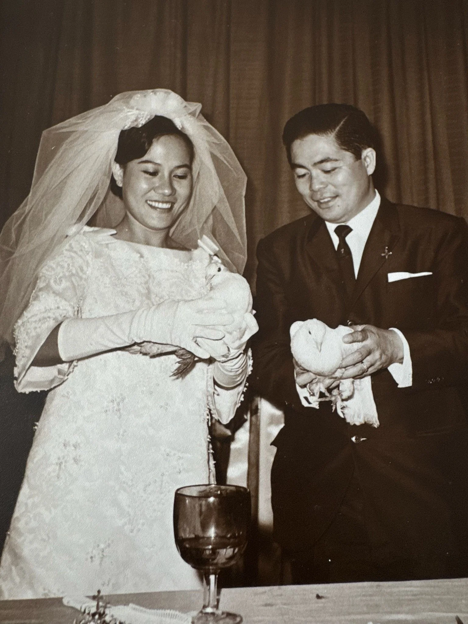 Mamerto Miguel and Eva Diosela Morales at their wedding reception, 1968
