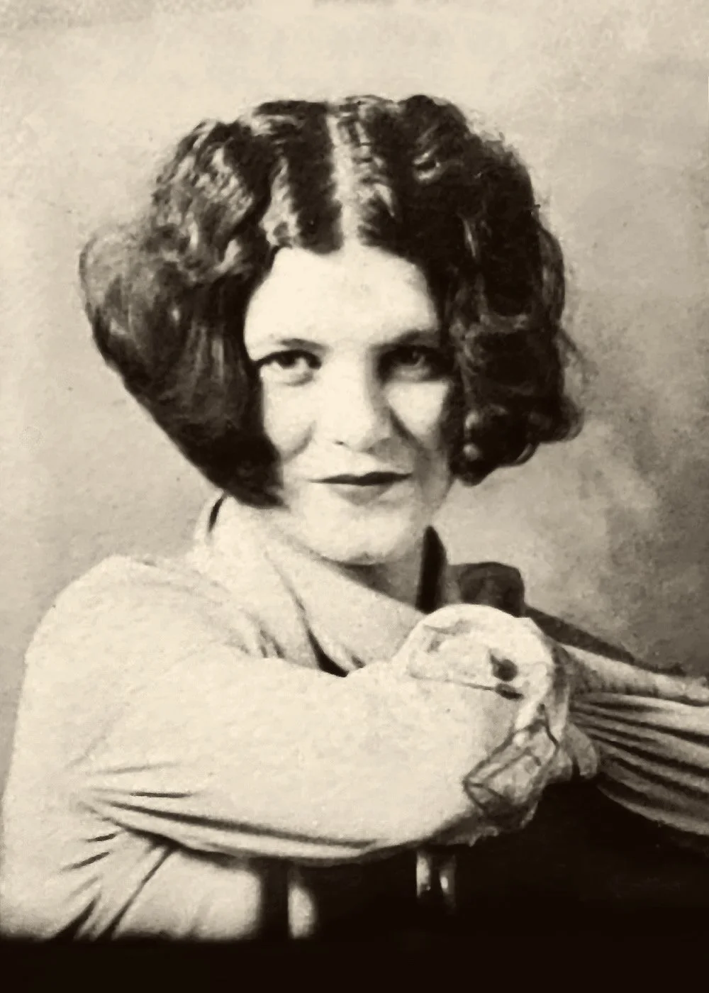Margaret Katherine Kenny, studio portrait as a young woman