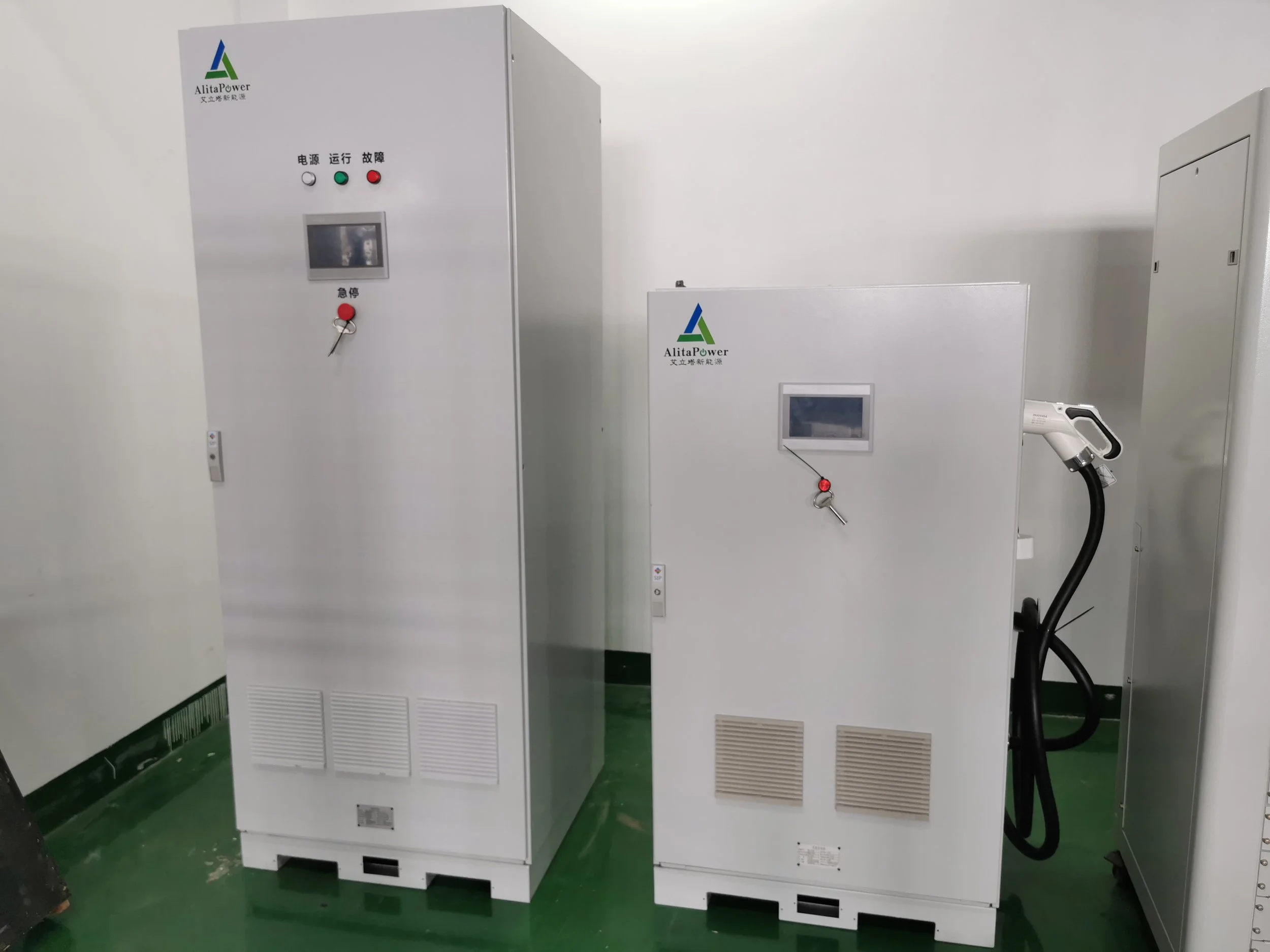Whole-pack second-life battery research cabinets in China