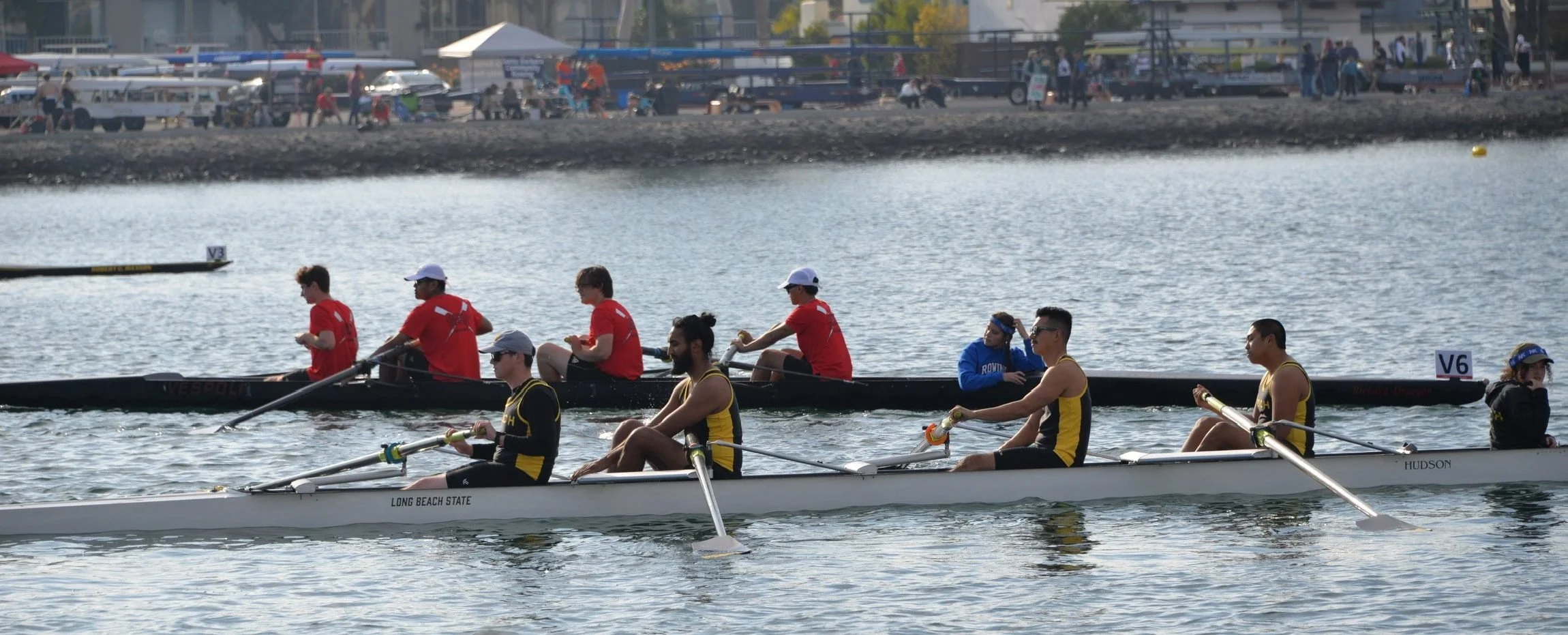 The men's crew lining up for their sprint race.
