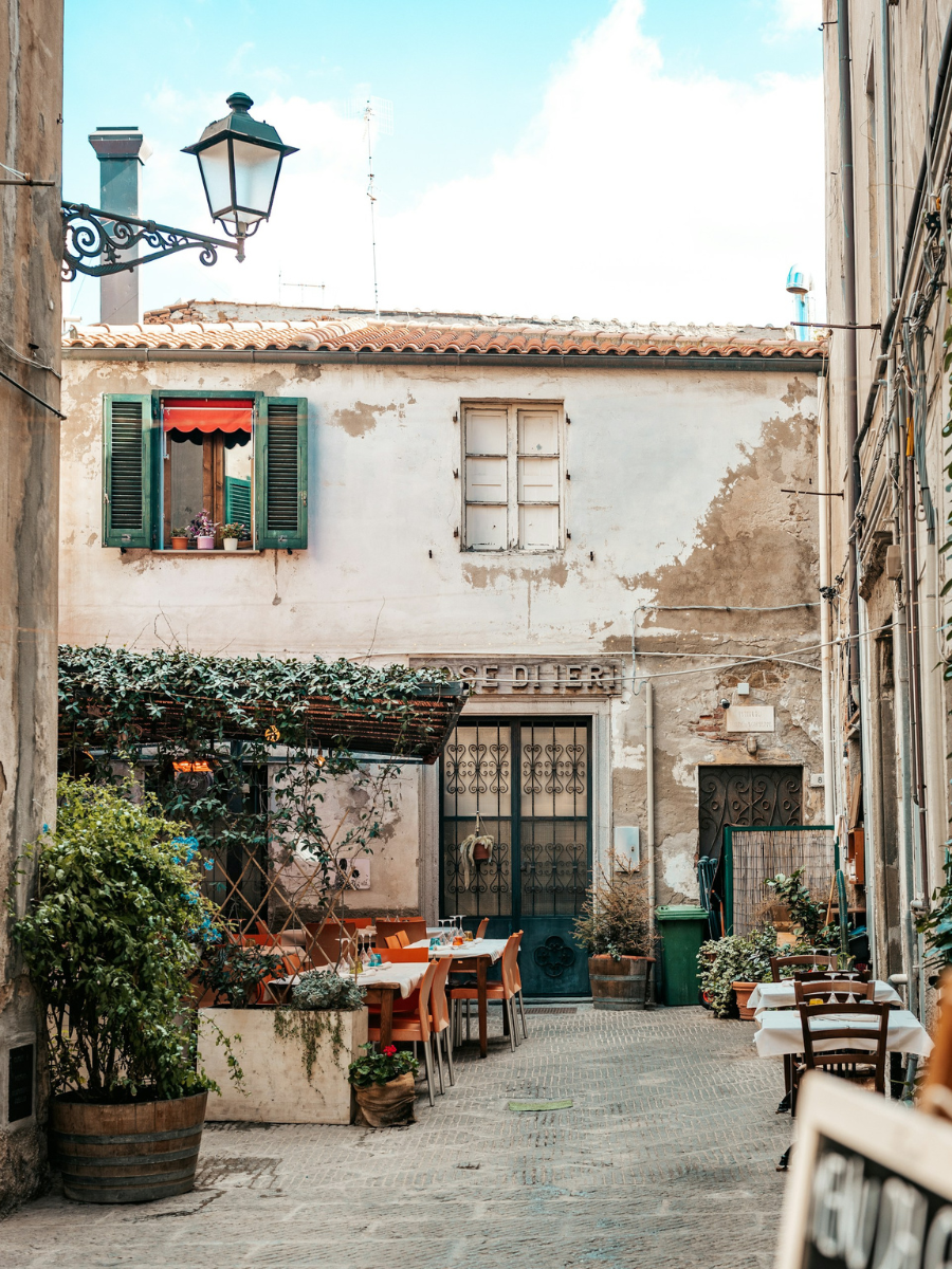 Montalcino trattoria — Tuscany culinary travel by The Itinerary Architect