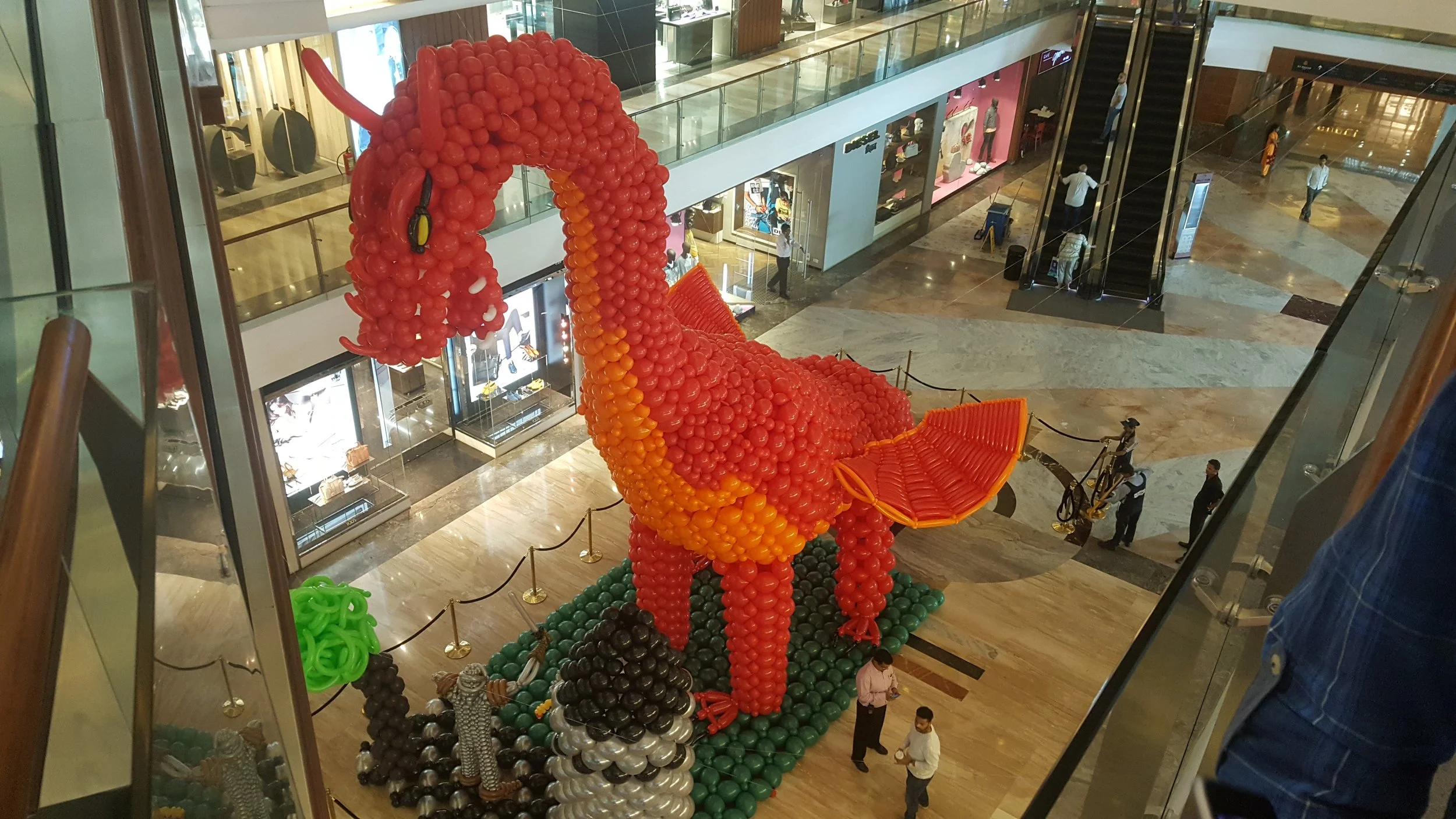 Phoenix Atrium — large-scale balloon installation