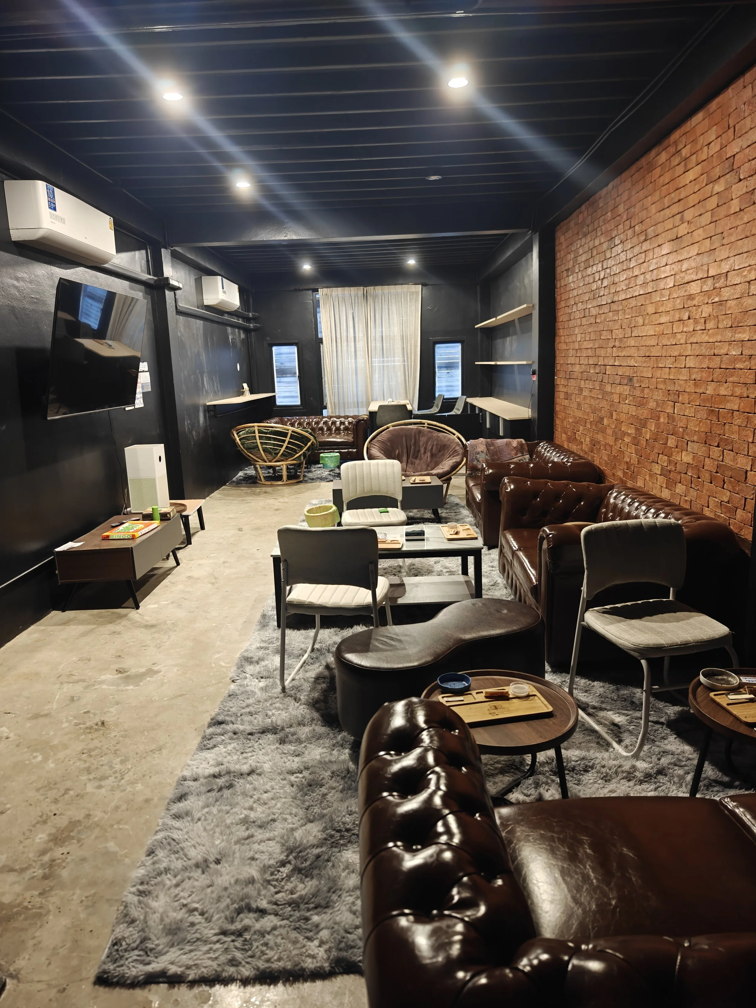 Stonersclub Pinklao Lounge Interior 3