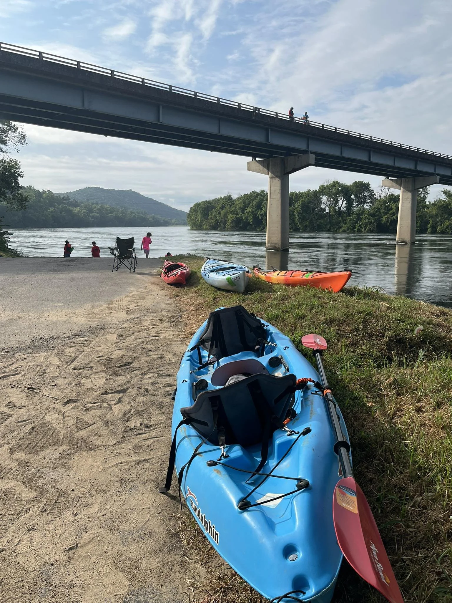 Paddling and water sports on the White River, Calico Rock Arkansas