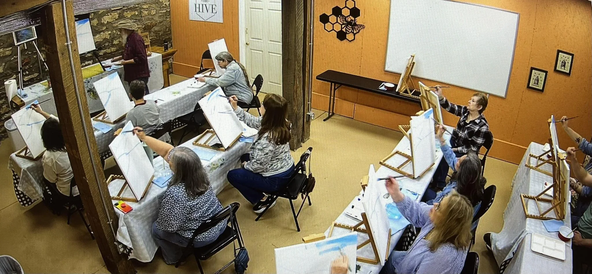 Painting With Panache — Morning Session at the Calico Rock Art Studio