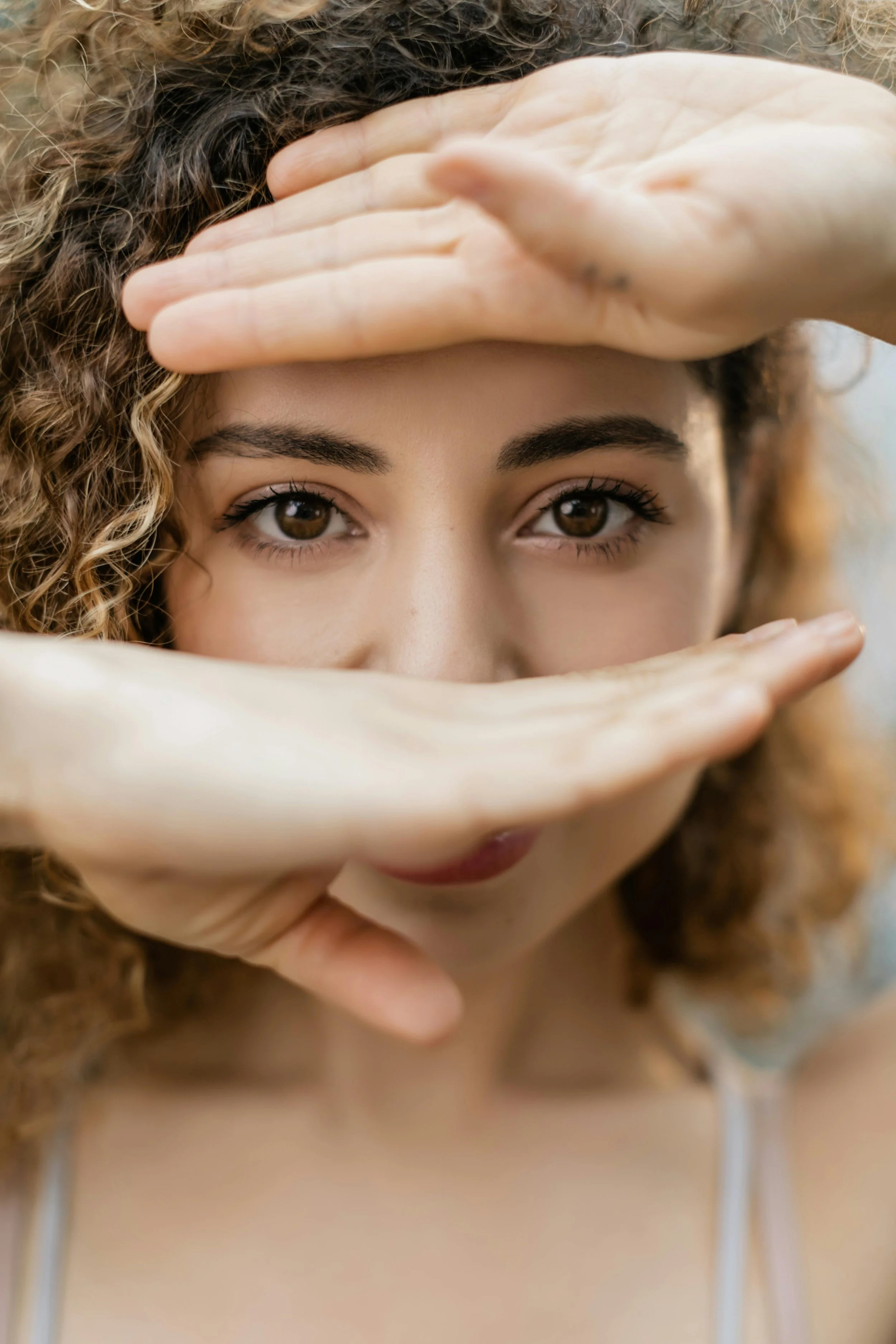 Is EMDR right for you? Free consultation with Life Threads Therapy, West LA.