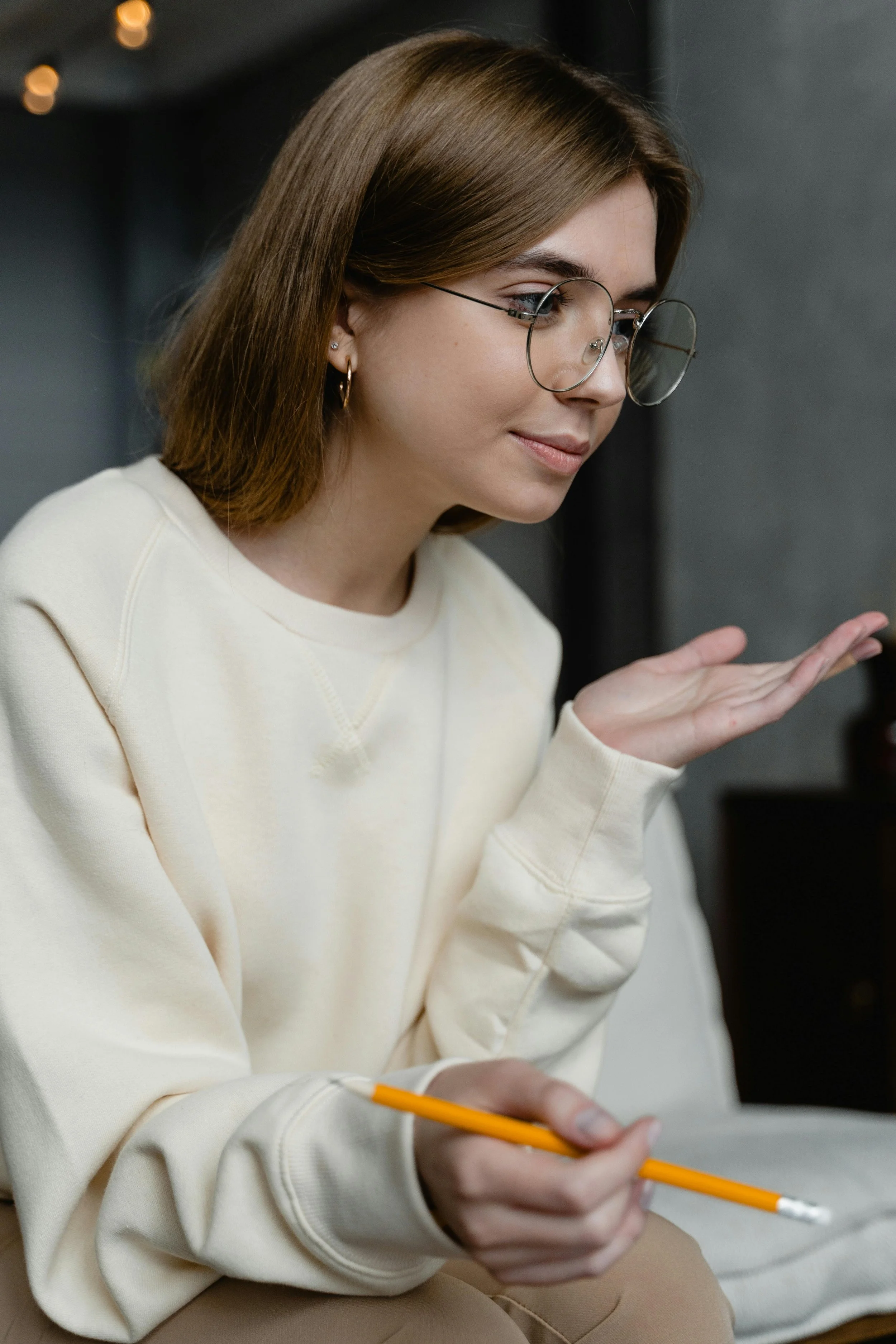 The structured 8-phase EMDR process at Life Threads Therapy in West Los Angeles
