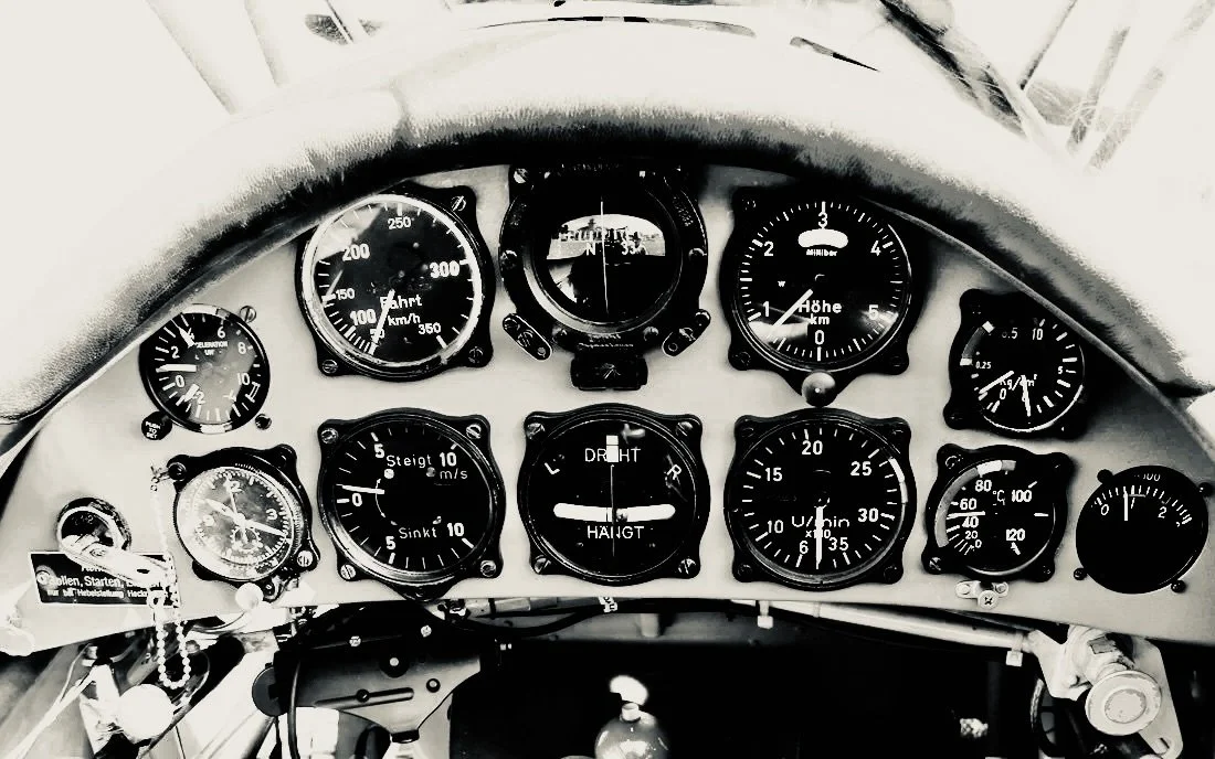 Electric cockpit