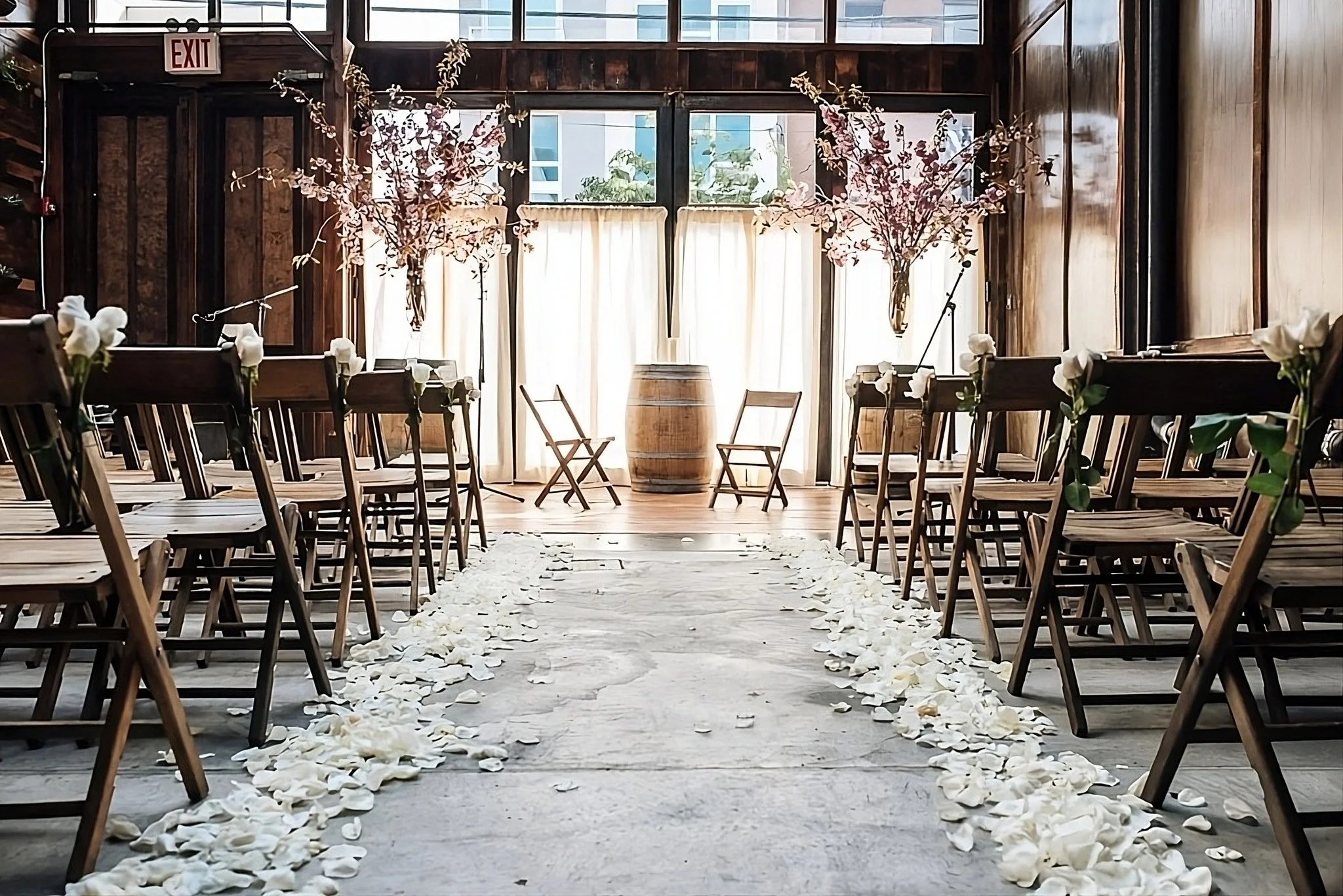 Intimate pop-up dinner with Kraus tables and chairs